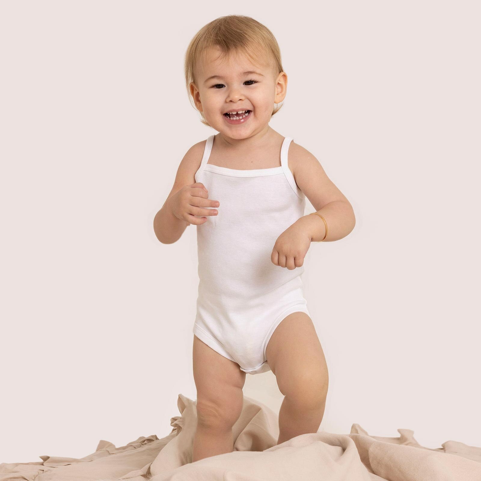 Unisex Beyaz Body Ribana Kumaş Çıtçıtlı Zıbın Bisiket Yaka İp Askılı Beyaz