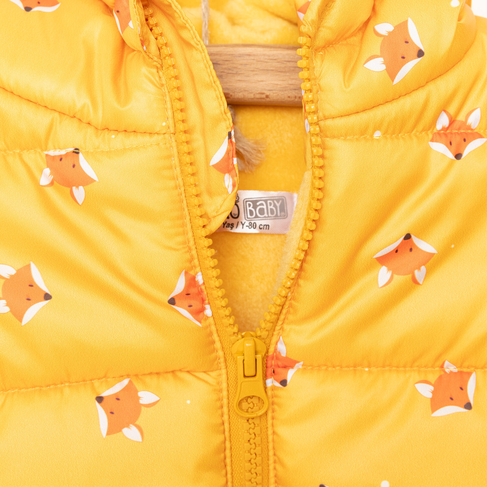 Basic Tilki Desenli Kulaklı Kapüşonlu Mont Erkek Bebek