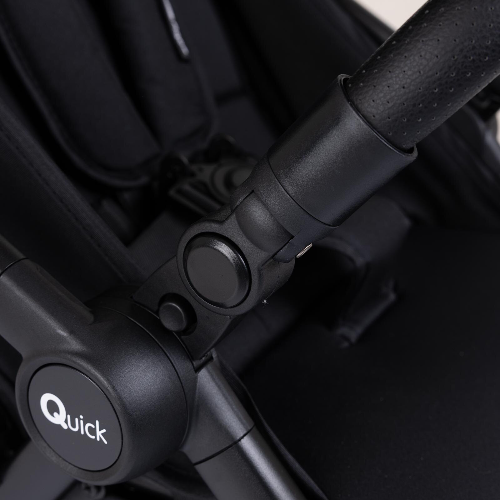 Quick Kolay Katlanır Bebek Arabası