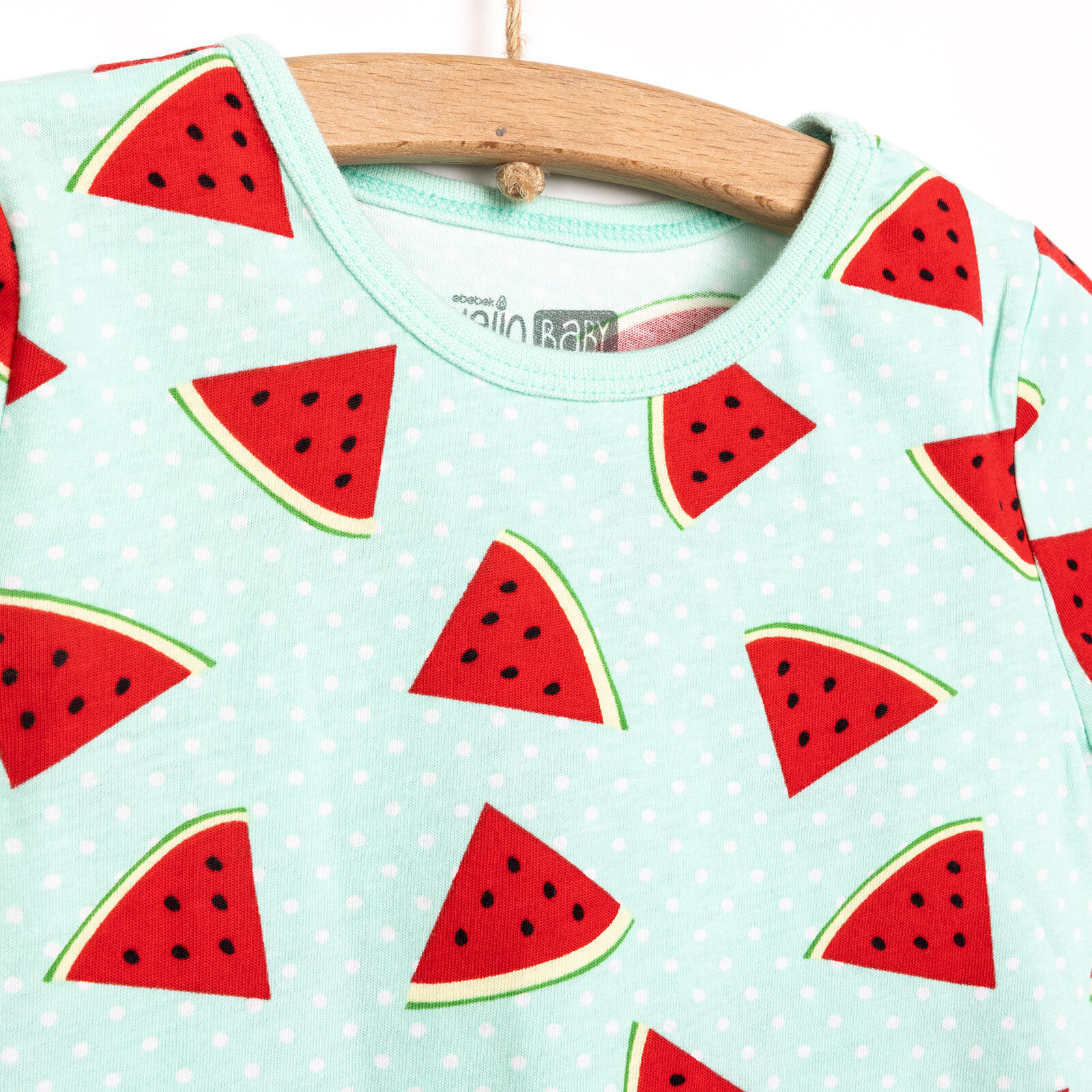 Kısa Kol Karpuz Desenli Bisiklet Yaka Pijama Takımı Kısa Kol Karpuz Desenli Bisiklet Yaka Pijama Takımı