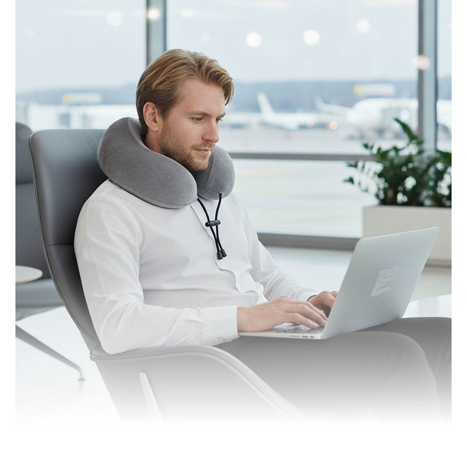 Anne Boyun Yastığı