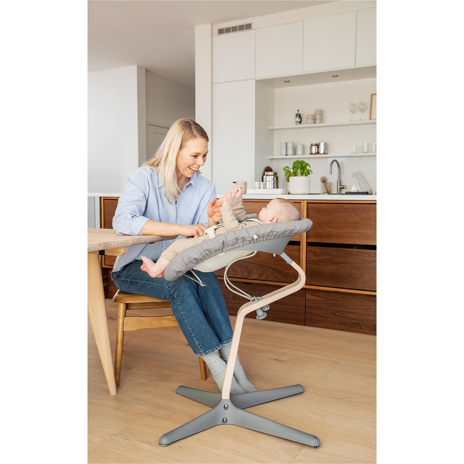 Nomi Yenidoğan Seti