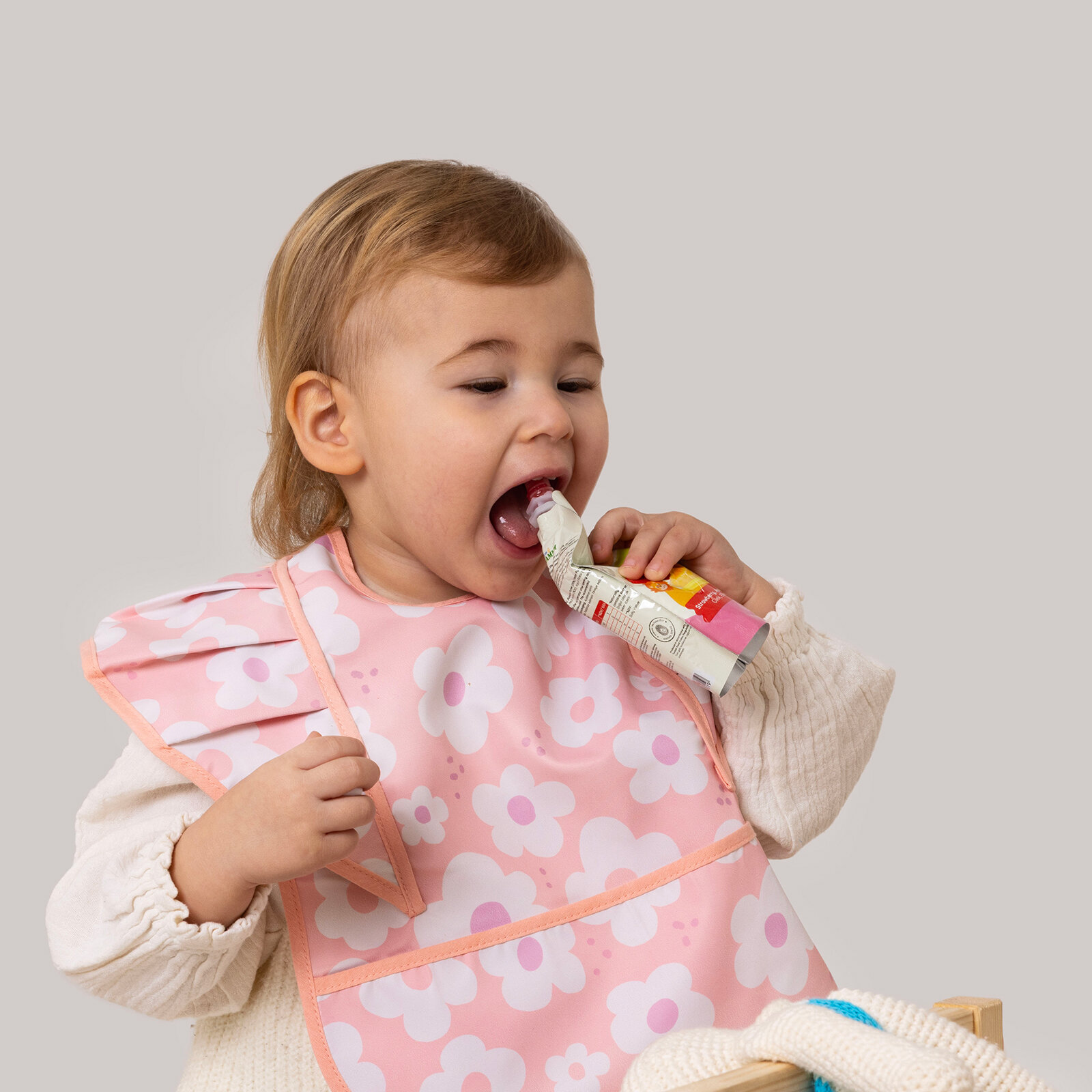 Çilek Kavun Elma Muz Meyve Püresi 90 gr Çilek Kavun Elma Muz Meyve Püresi 90 gr