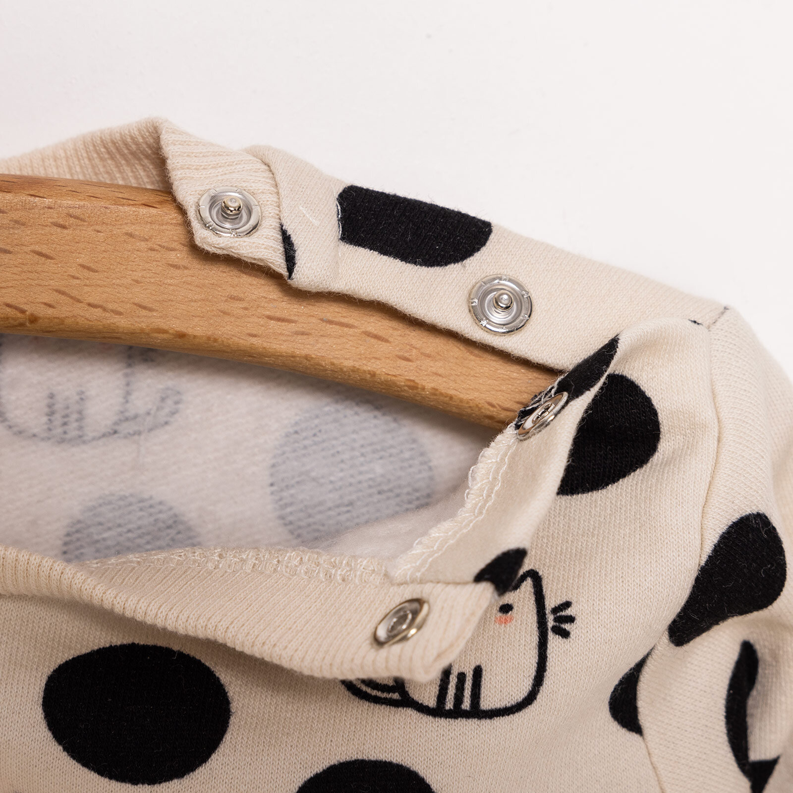 Basic Az Şardonlu Kedi Desenli Puantiyeli Sweatshirt Kız Bebek Bisiklet Yaka Uzun Kol Basic Az Şardonlu Kedi Desenli Puantiyeli Sweatshirt Kız Bebek Bisiklet Yaka Uzun Kol