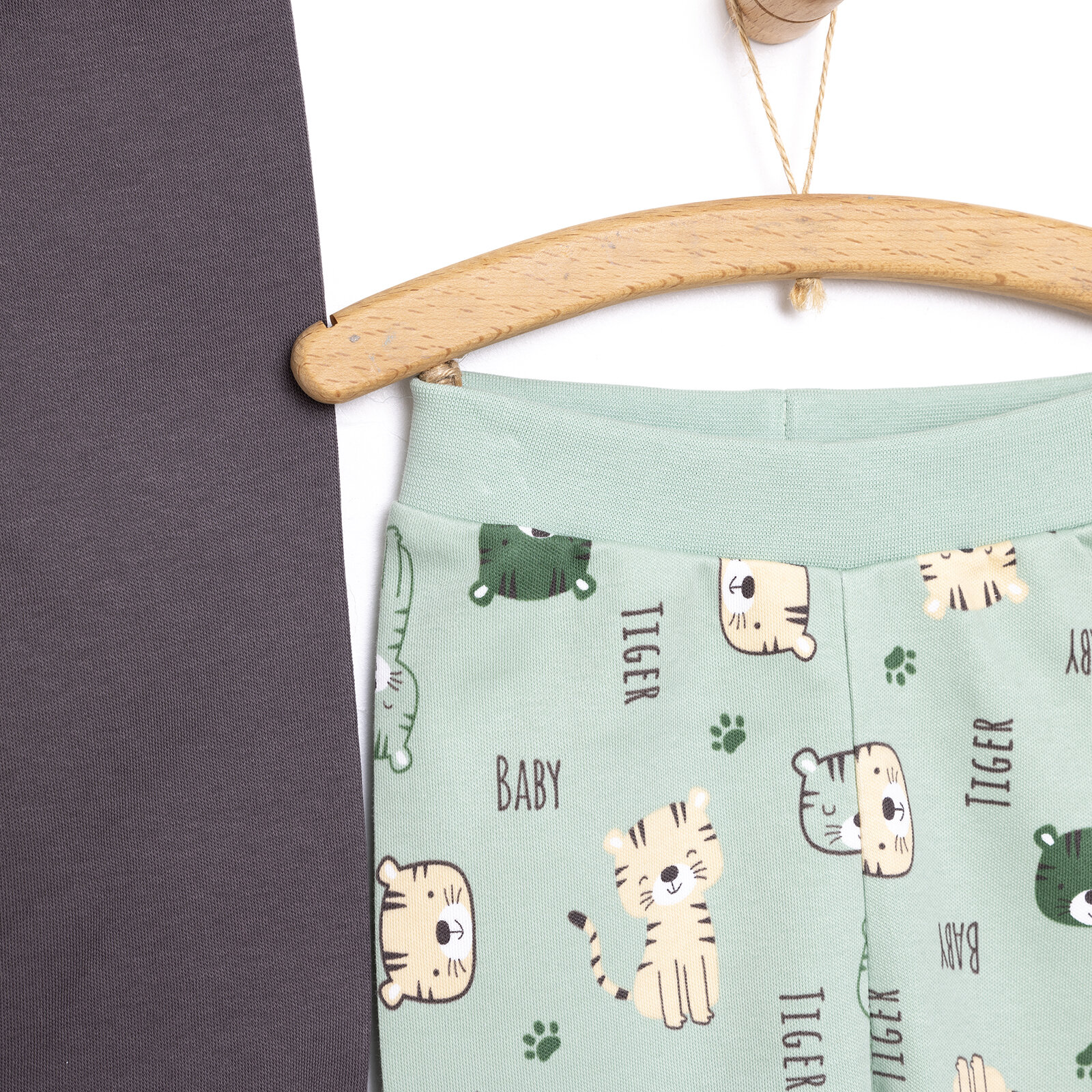 Basic Kaplan Baskılı 2li Patiksiz Alt Erkek Bebek Basic Kaplan Baskılı 2li Patiksiz Alt Erkek Bebek