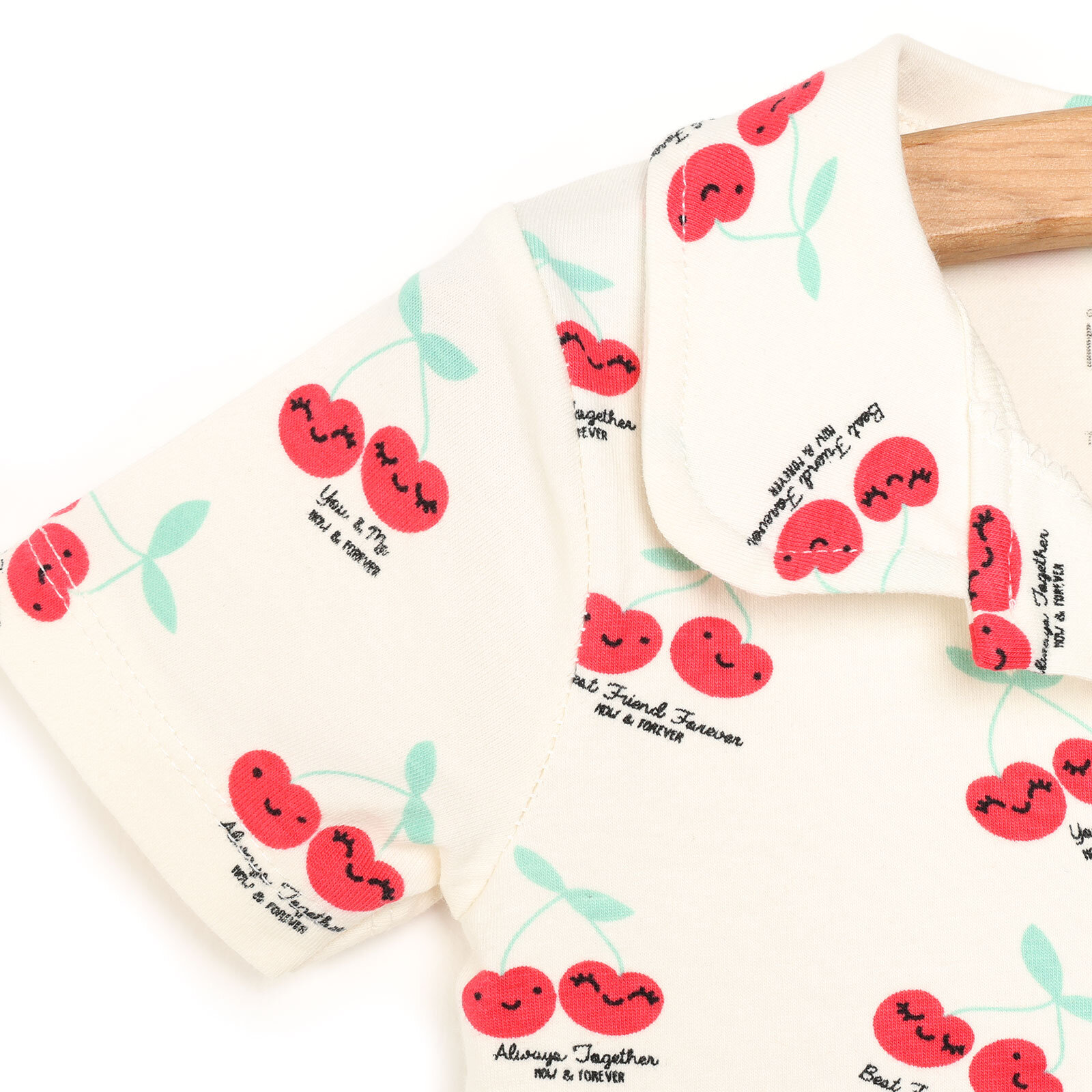 Kısa Kol Kısa Paça Gömlek Yaka Pijama Takımı Kız Bebek