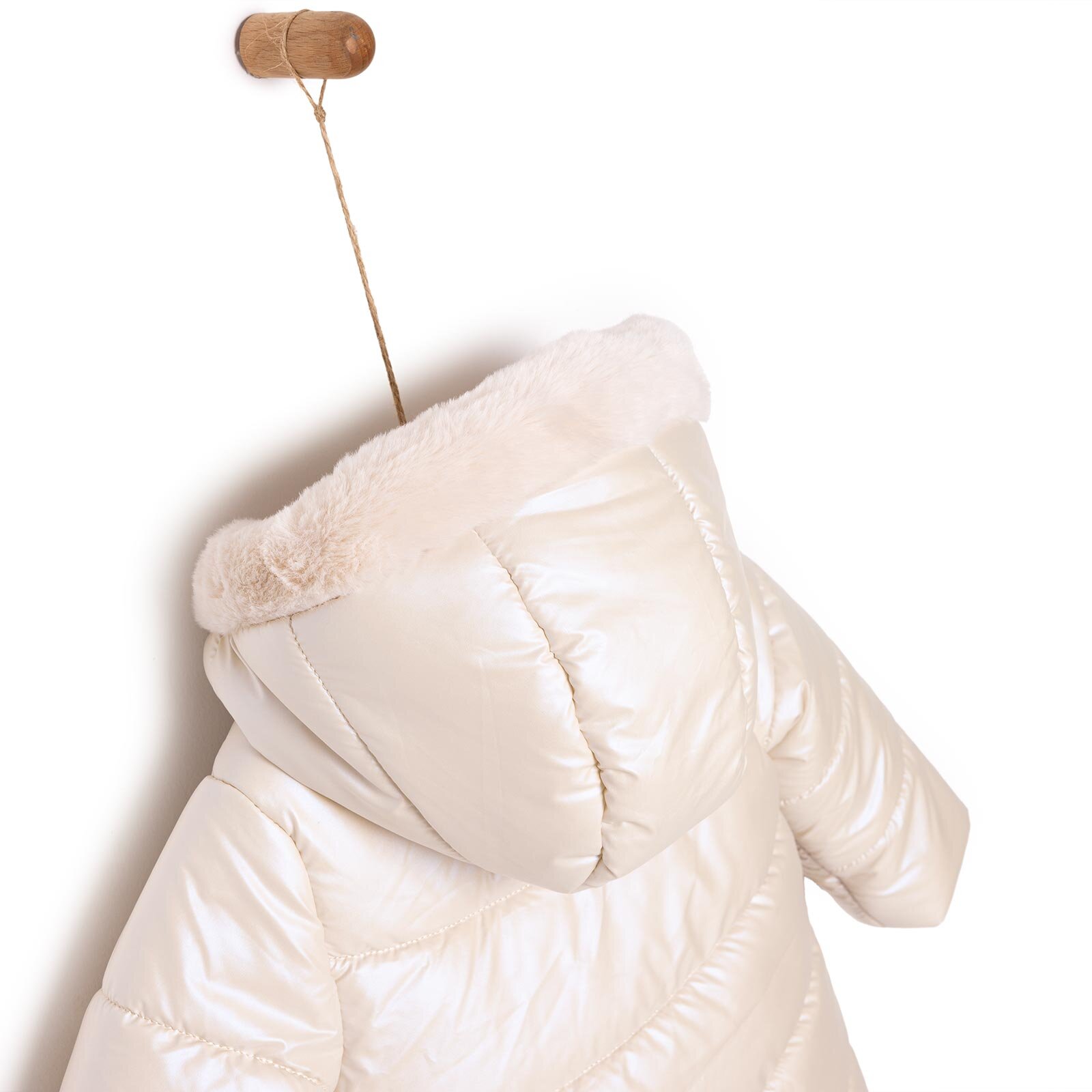 Basic Tavşan Cepli Mont Kız Bebek