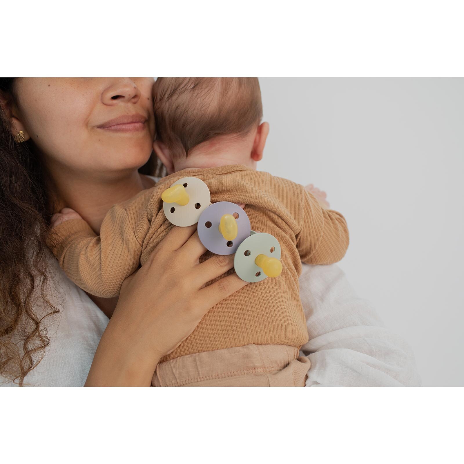 Bibs Colour Anatomik Damaklı Emzik-Blush-6+ Ay