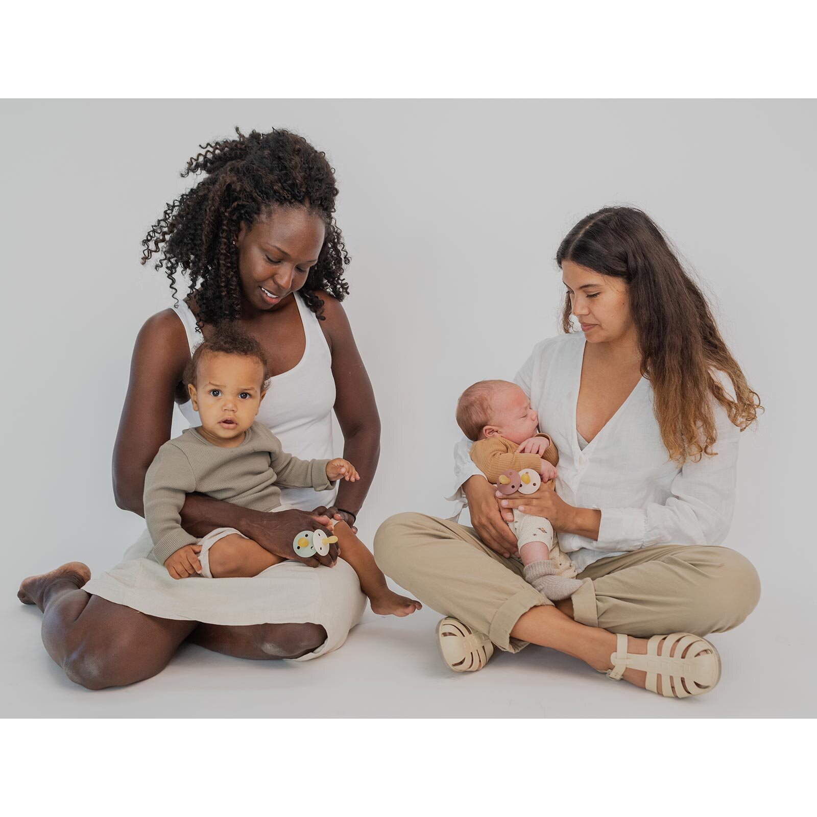 Bibs Colour Anatomik Damaklı Emzik-Blush-6+ Ay