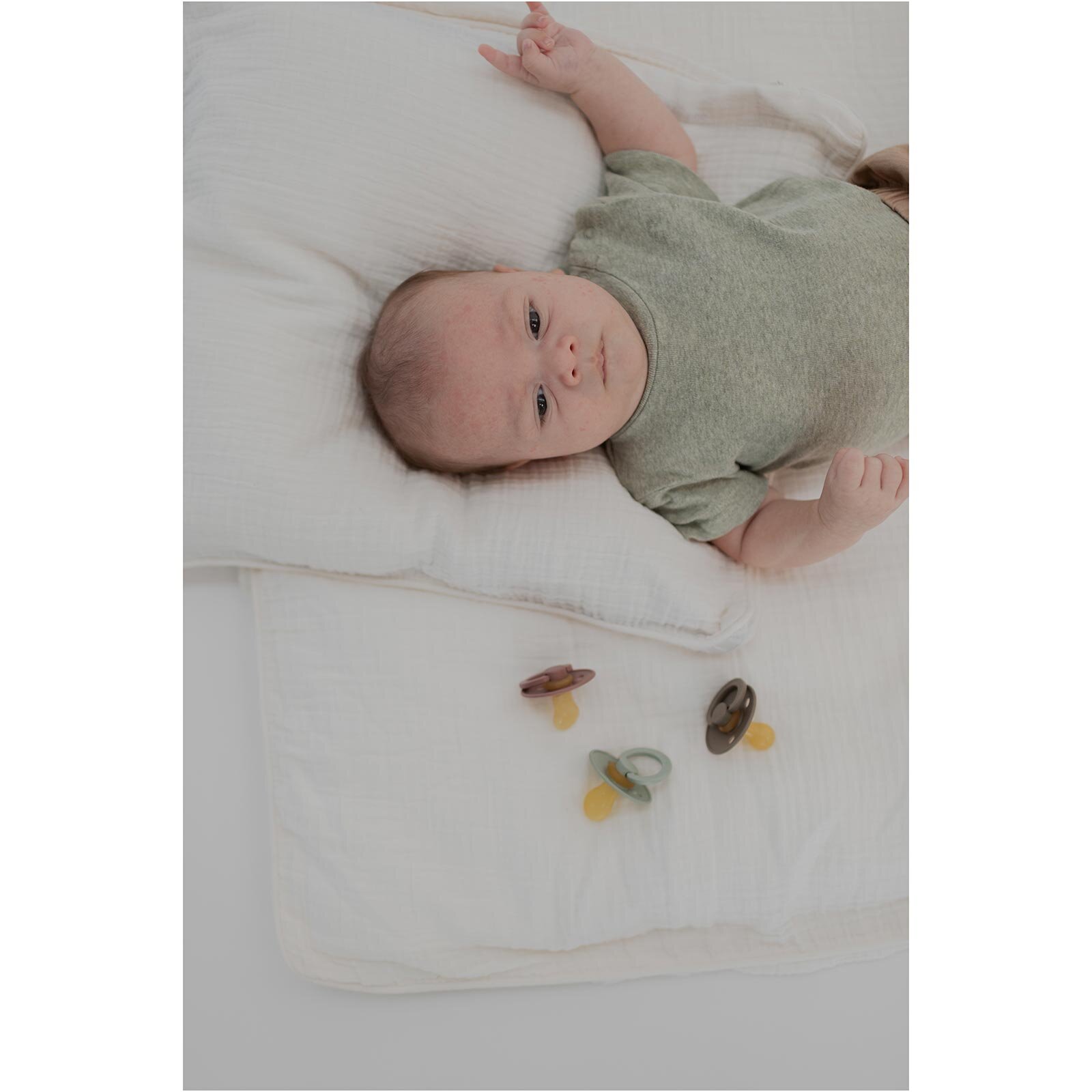 Bibs Colour Anatomik Damaklı Emzik-Vanilla-6+ Ay Bibs Colour Anatomik Damaklı Emzik-Vanilla-6+ Ay