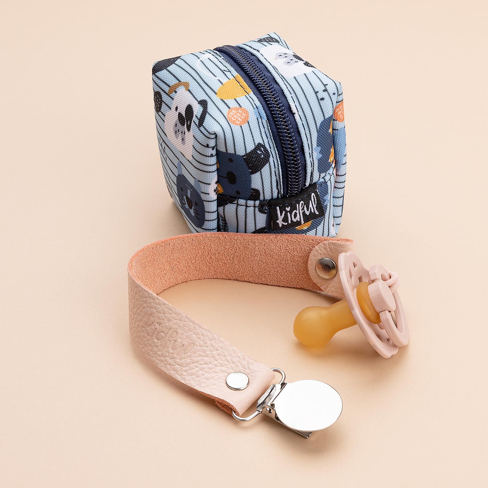 Bitkisel Boyalı Emzik Askısı -  Blush