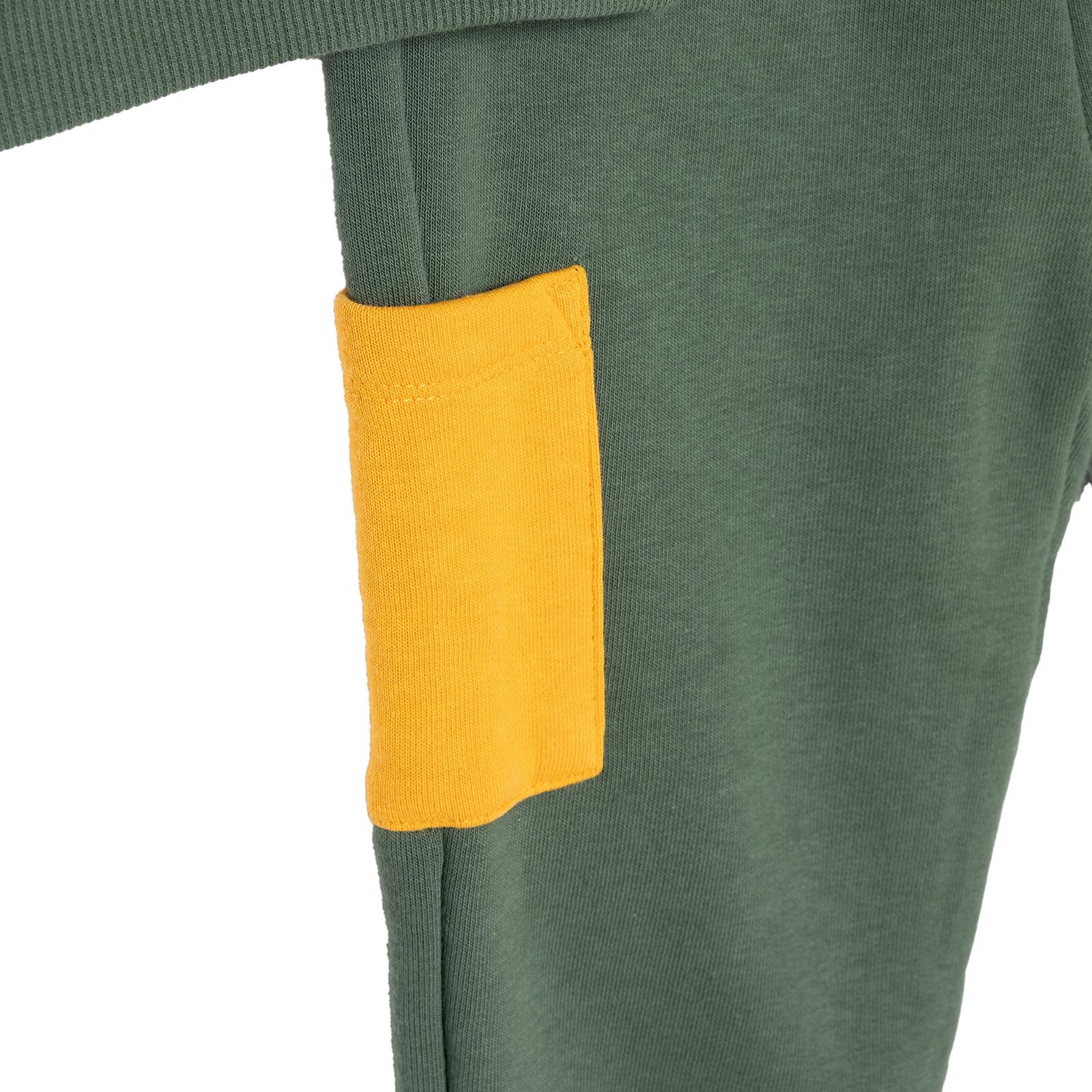 , Camp Life, Eşofman Takımı