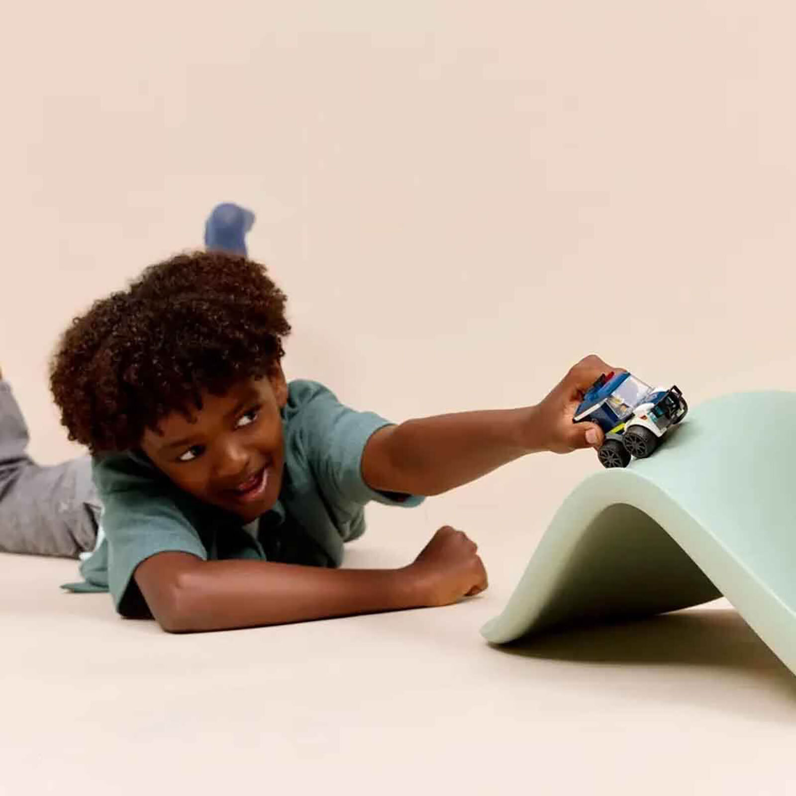 City Araçlar - Polis Kamyonu 60481