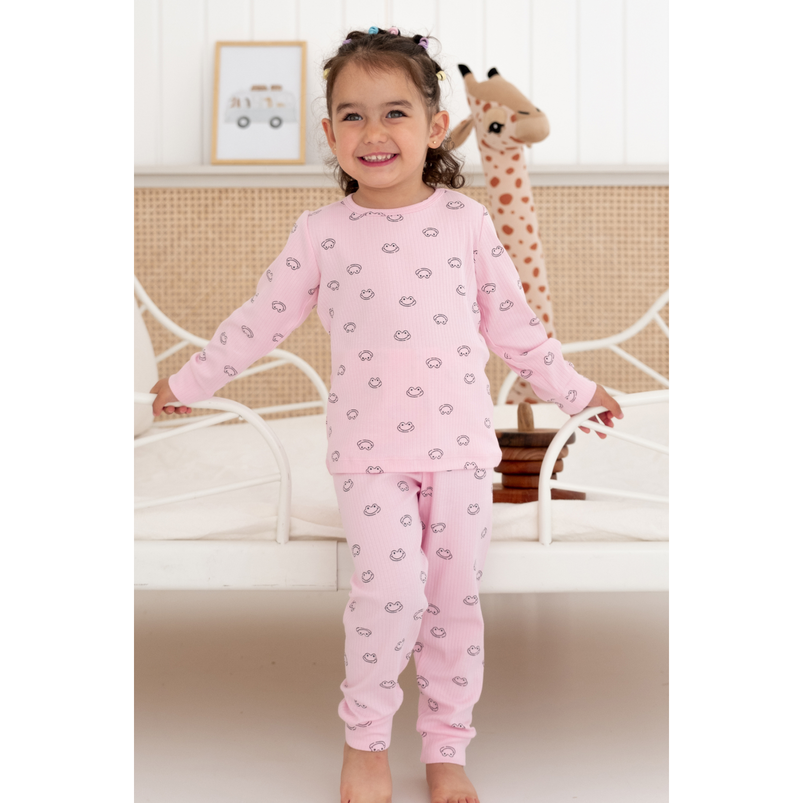 %100 Pamuk Desenli Kız Çocuk Pijama Takımı