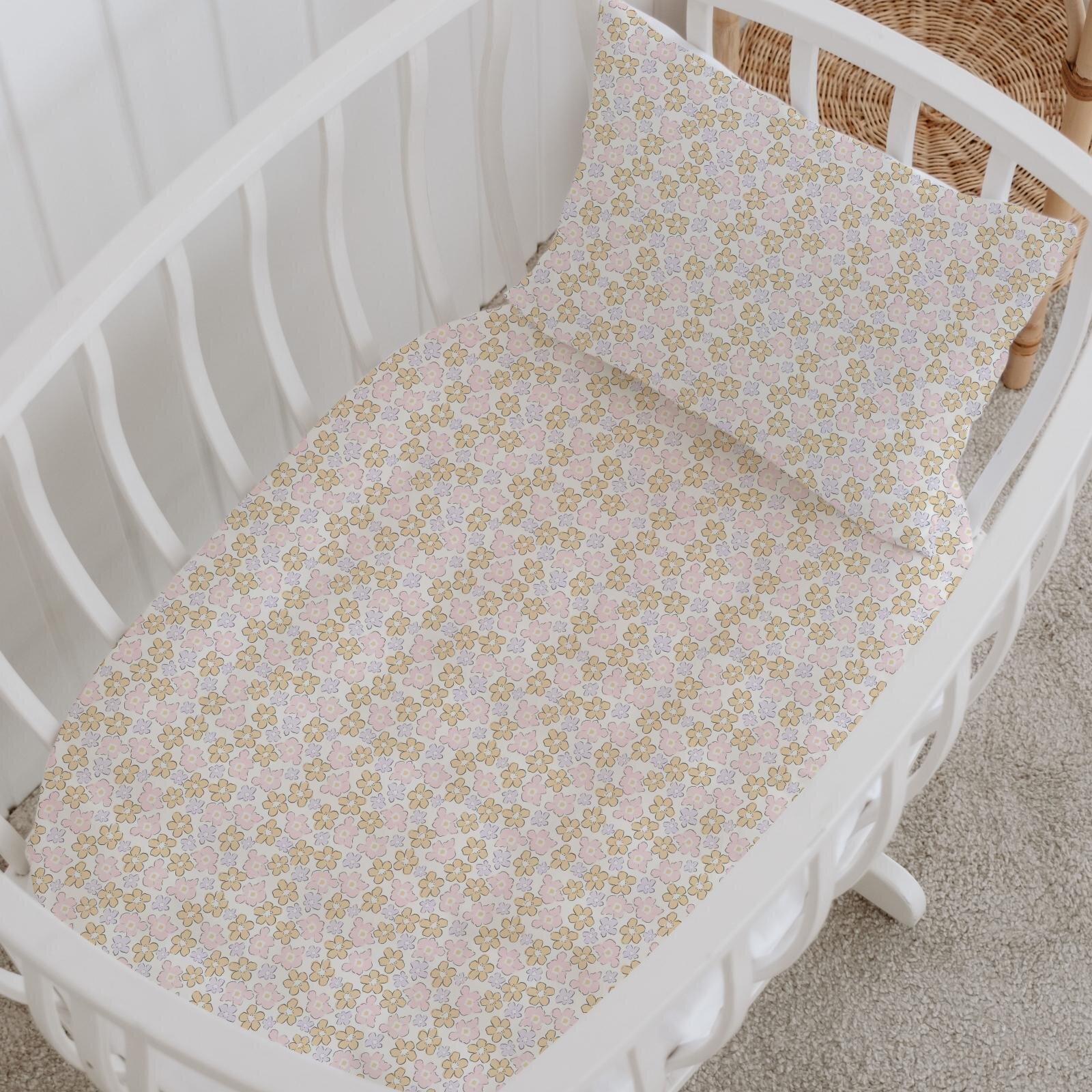 %100 Pamuklu Poplin Anne Yanı Beşik Nevresim Seti - Minik Çiçekler