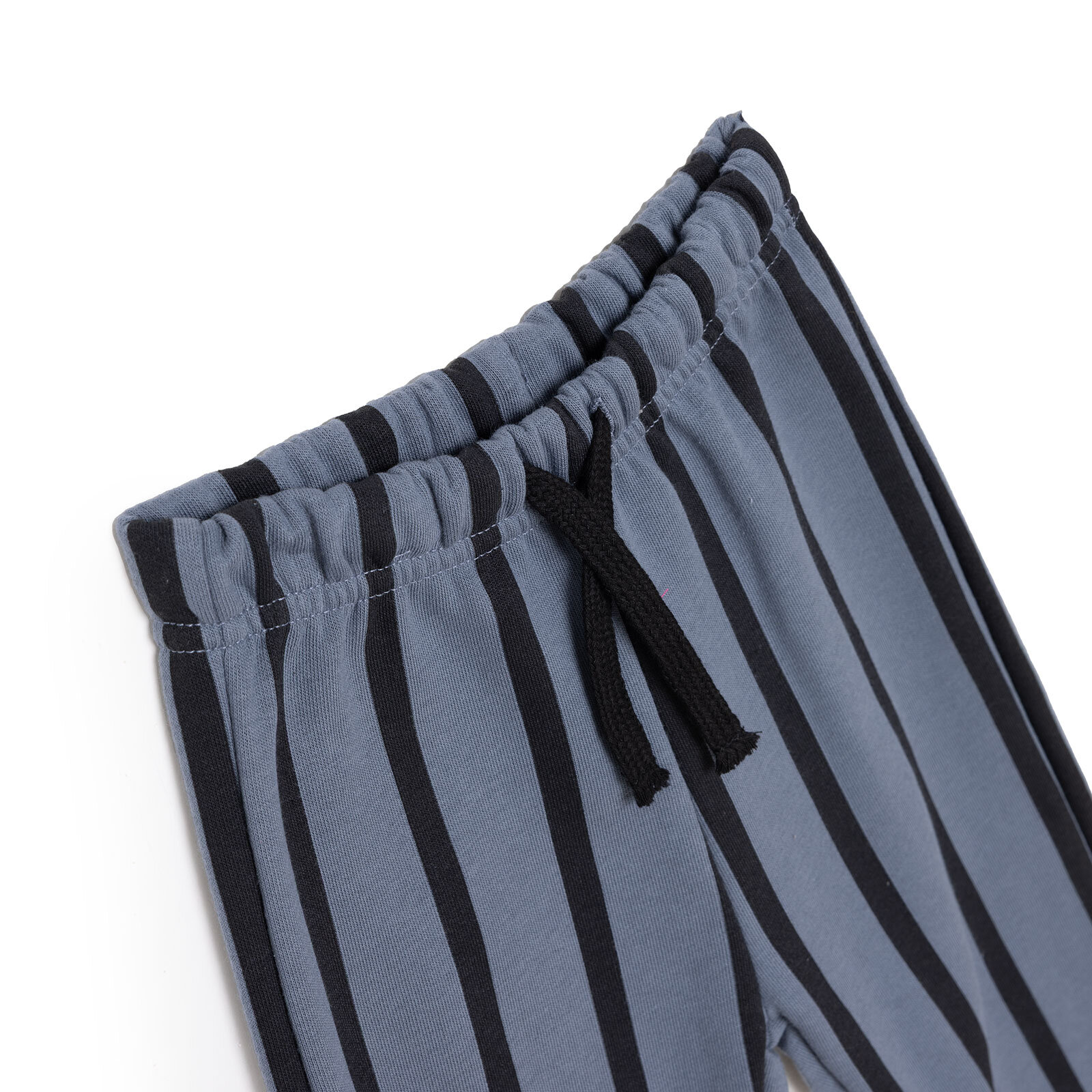 Erkek Bebek Eşofman Alt Üç İplik Lastikli Paça Erkek Bebek Eşofman Alt Üç İplik Lastikli Paça