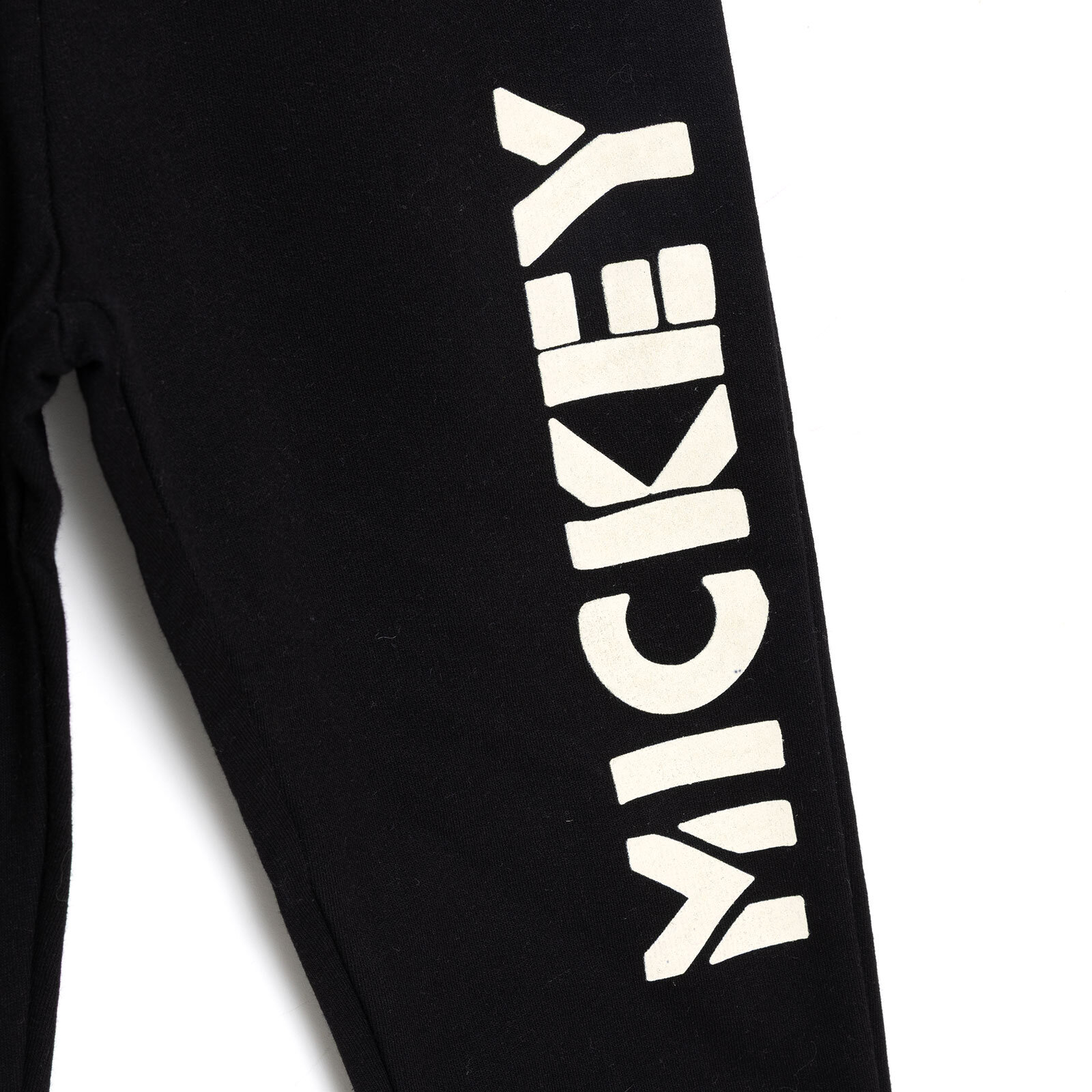 Erkek Bebek Eşofman Takımı İki İplik Bisiklet Yaka Uzun Kol Ribanalı Paça Erkek Bebek Eşofman Takımı İki İplik Bisiklet Yaka Uzun Kol Ribanalı Paça