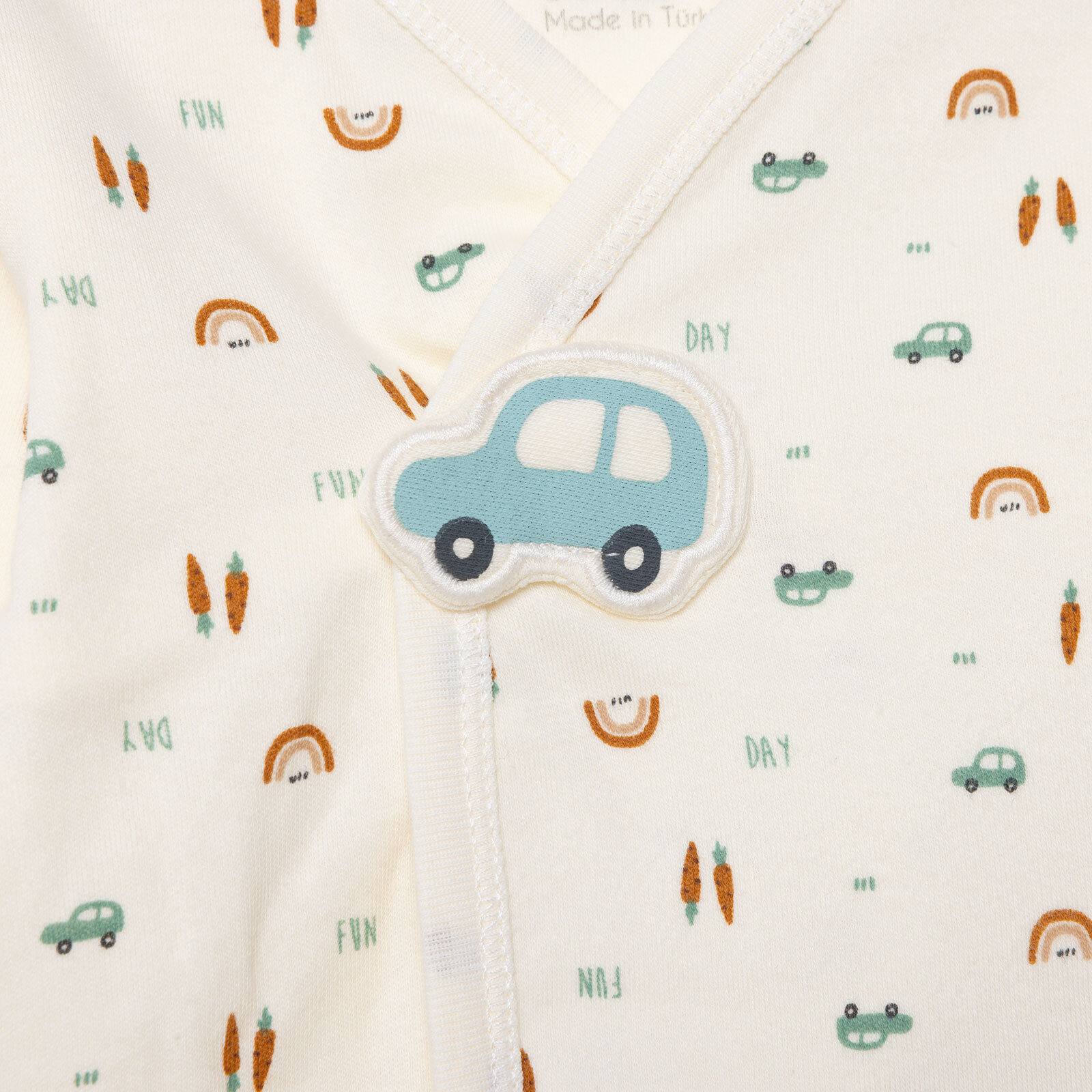 Erkek Bebek Yenidoğan Wooden Car Zıbın-Şapka-Patikli Alt V Yaka Uzun Kol Patikli Paça Erkek Bebek Yenidoğan Wooden Car Zıbın-Şapka-Patikli Alt V Yaka Uzun Kol Patikli Paça