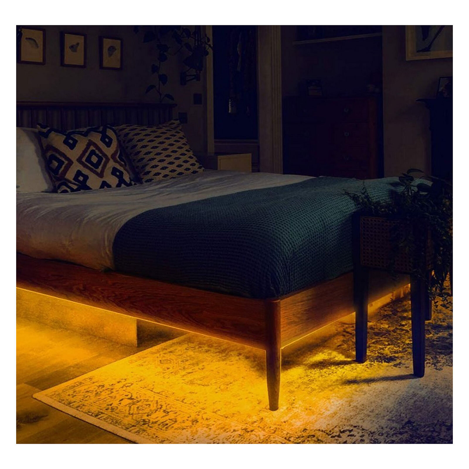 Hareket Sensörlü Led Gece Lambası Hareket Sensörlü Led Gece Lambası