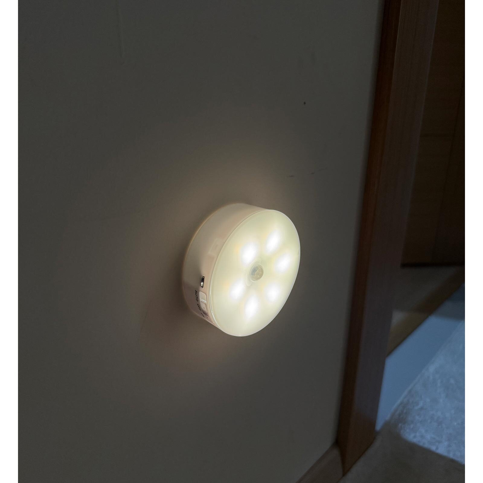 Hareket Sensörlü ve Taşınabilir Led Gece Lambası