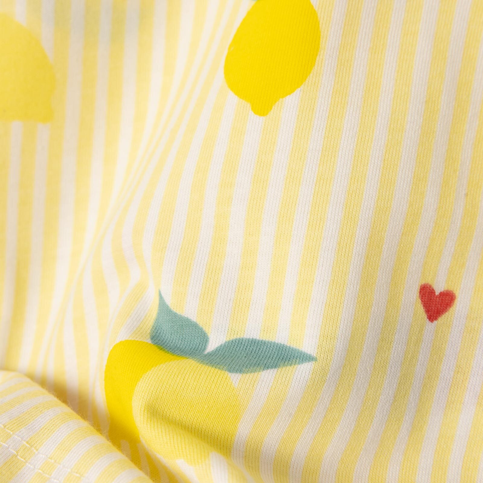 Kız Bebek Tshirt-Şort Bisiklet Yaka Kısa Kol Reçme Paça Kız Bebek Tshirt-Şort Bisiklet Yaka Kısa Kol Reçme Paça