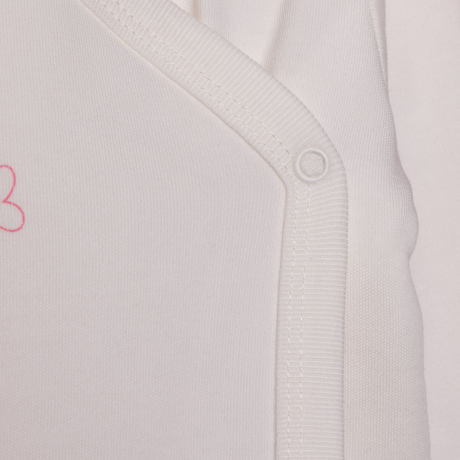 Kız Bebek Yenidoğan Zıbın-Şapka-Patikli Alt İnterlok V Yaka Uzun Kol Patikli Paça Kız Bebek Yenidoğan Zıbın-Şapka-Patikli Alt İnterlok V Yaka Uzun Kol Patikli Paça