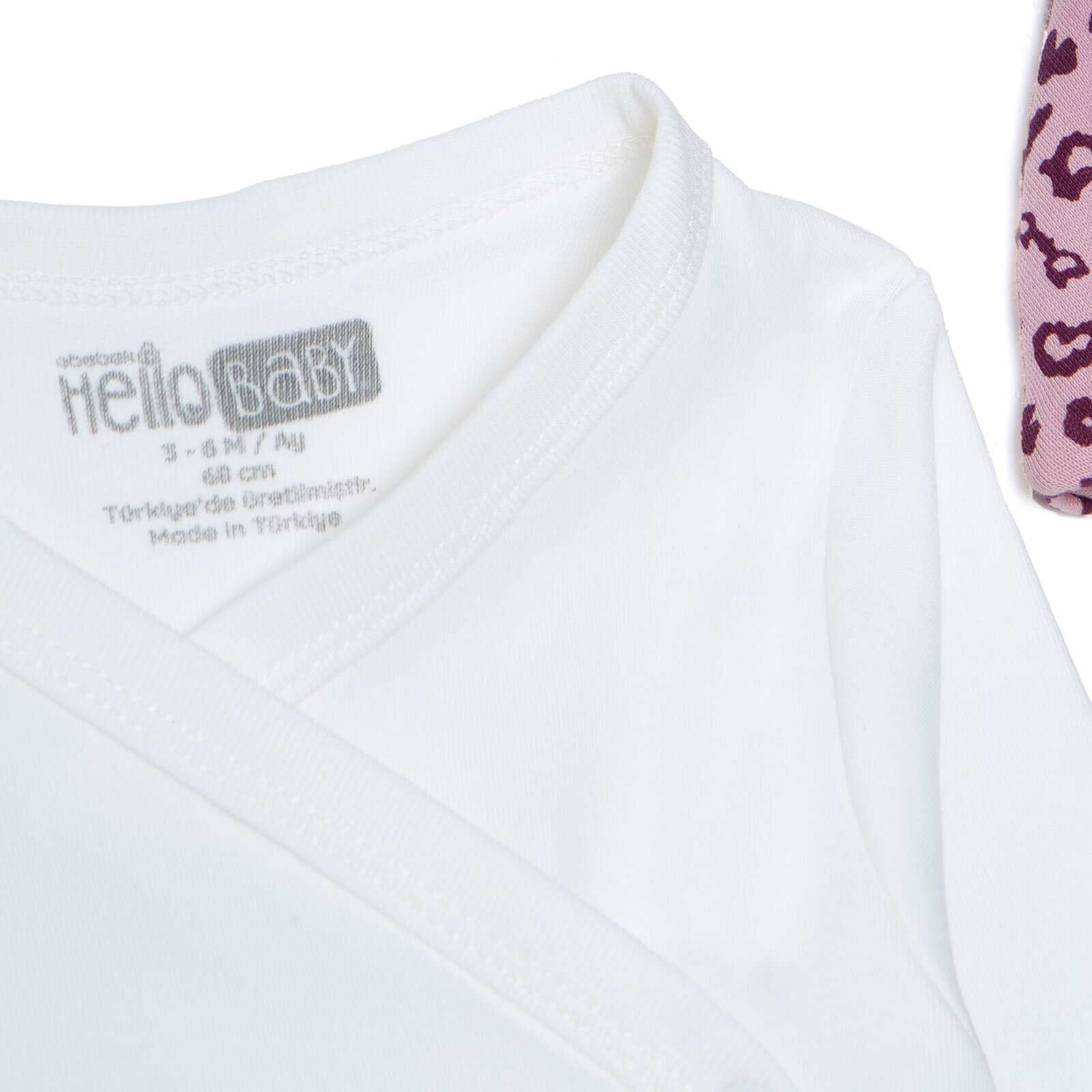 Kız Bebek Yenidoğan Zıbın-Şapka-Patikli İnterlok V Yaka Uzun Kol Patikli Paça Kız Bebek Yenidoğan Zıbın-Şapka-Patikli İnterlok V Yaka Uzun Kol Patikli Paça