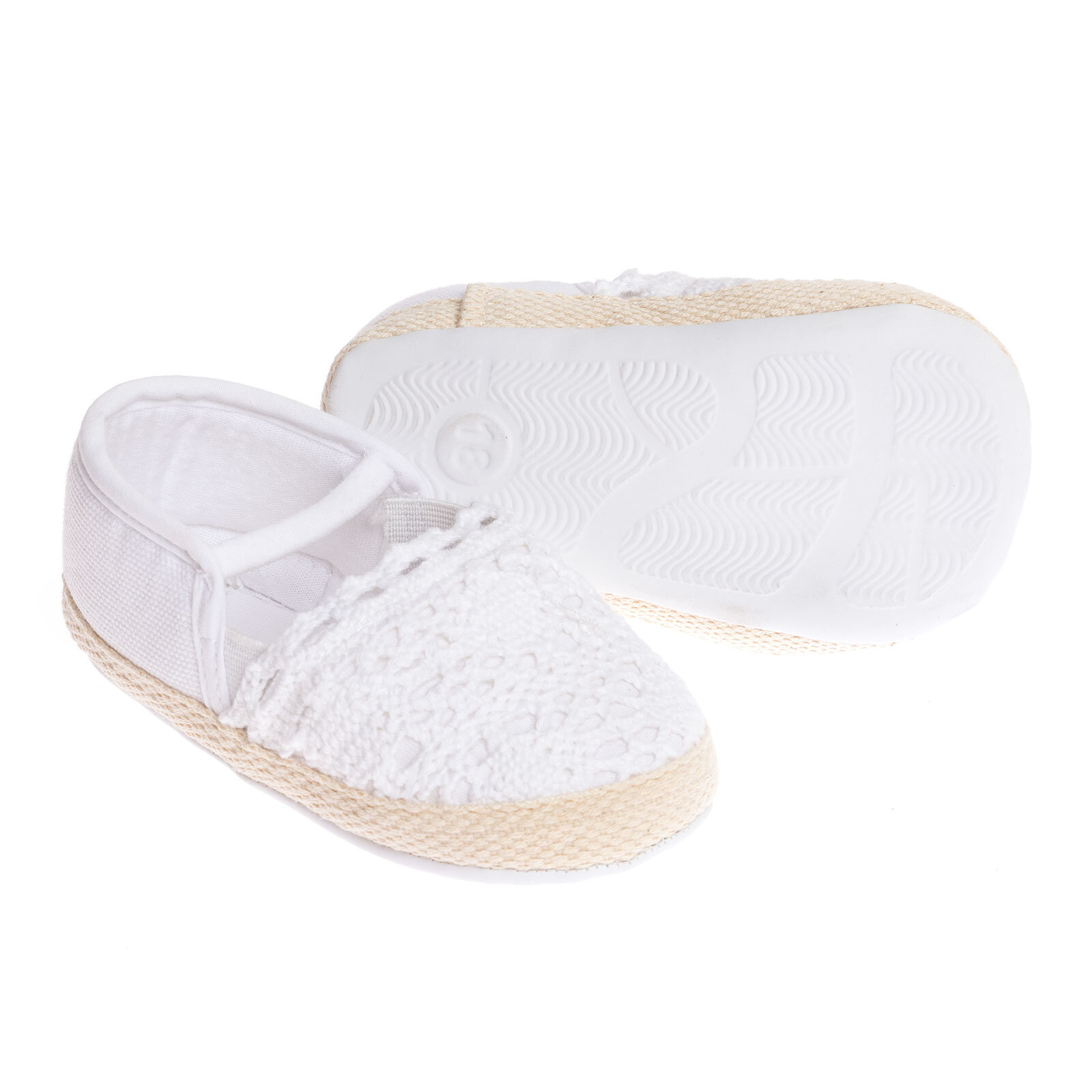 Kız Bebek Yürüme Öncesi Cırtlı Kapanma