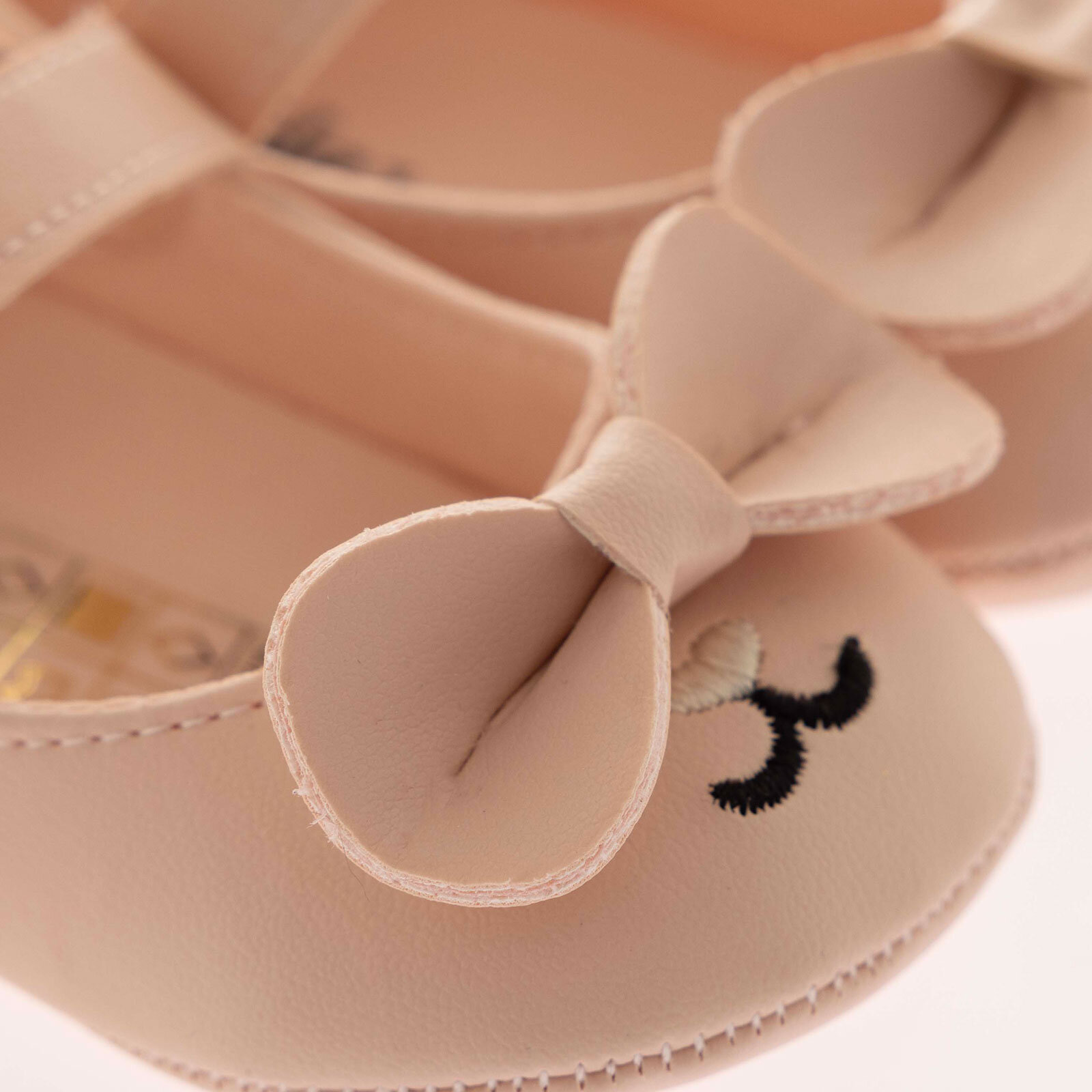 Kız Bebek Yürüme Öncesi Suni Deri