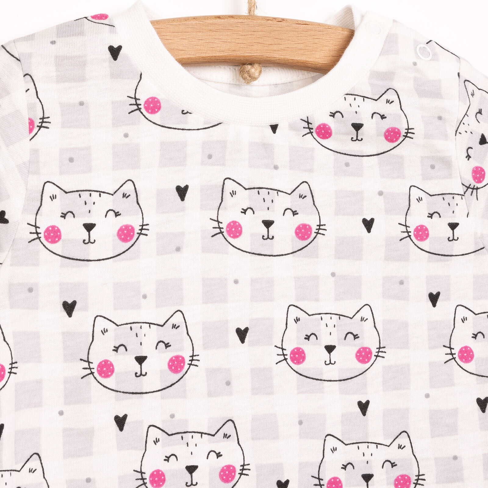 Kız Kedi Desenli Uzun Kol Pijama Takımı Kız Kedi Desenli Uzun Kol Pijama Takımı