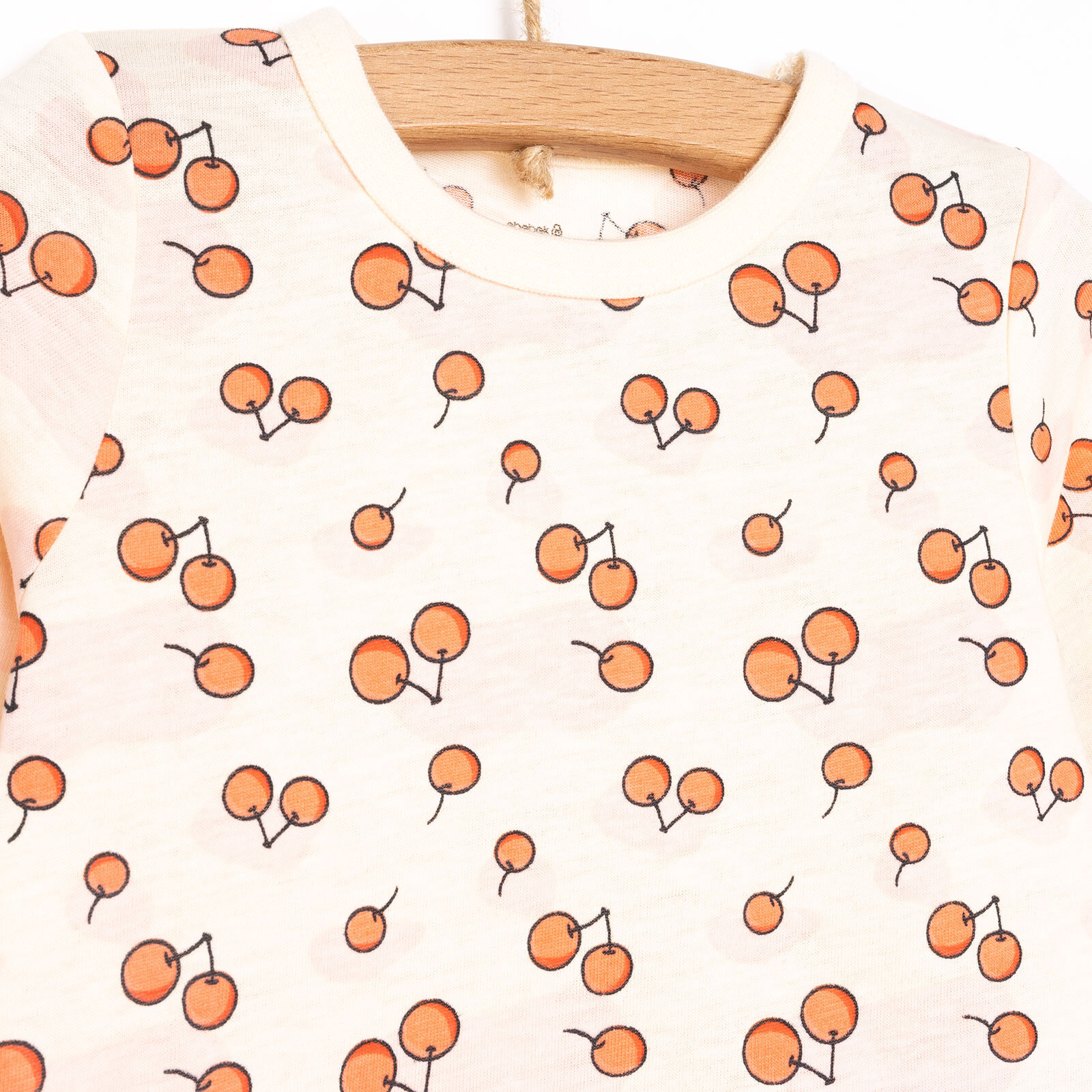 Kız Kiraz Desenli Uzun Kol Pijama Takımı