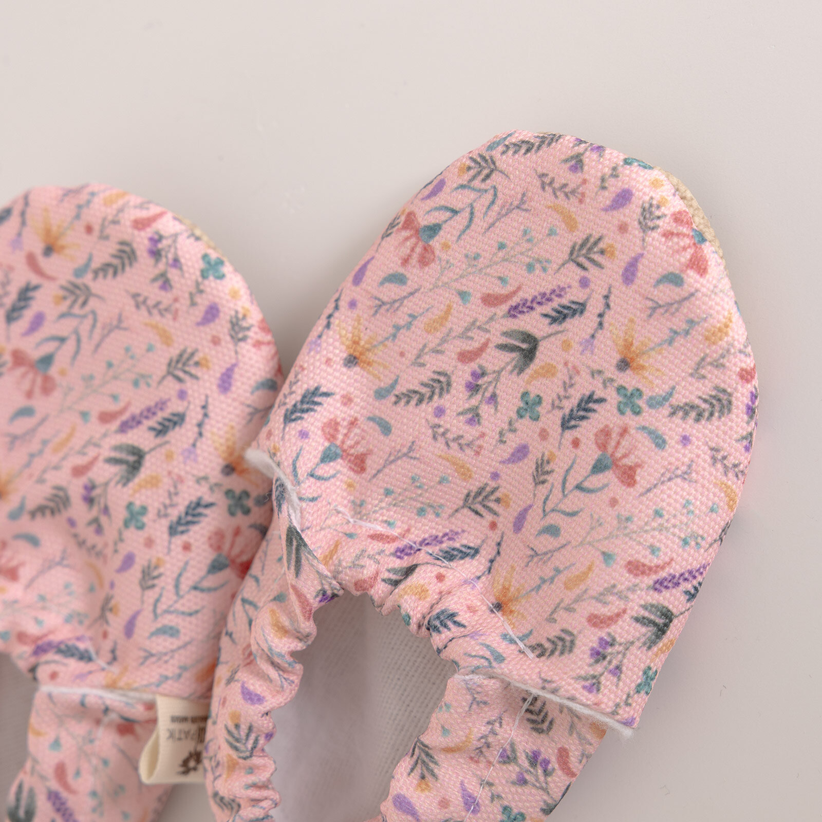 Bahar Desenli Kız Bebek Patik Bahar Desenli Kız Bebek Patik