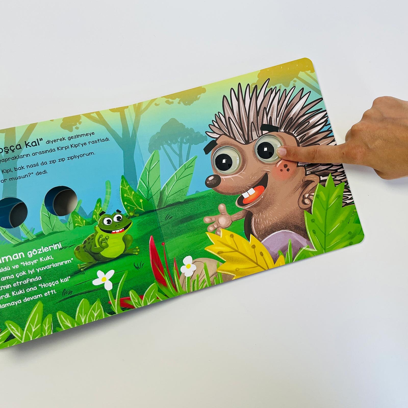 Kurbağa Kuki ve Sevimli Dostları - Bu Kocaman Gözler Kimin? 5 Kurbağa Kuki ve Sevimli Dostları - Bu Kocaman Gözler Kimin? 5