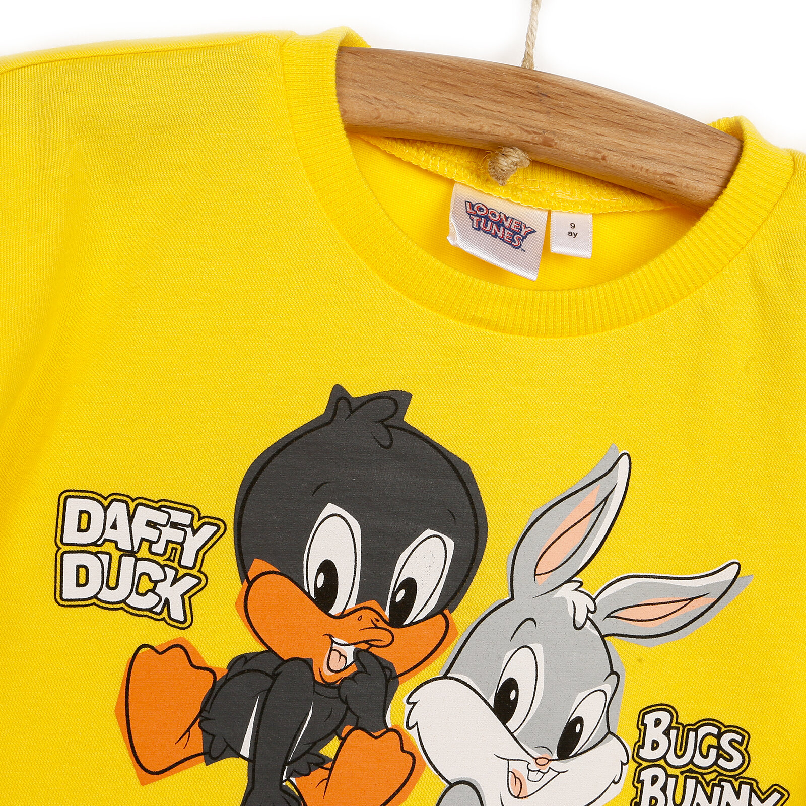Maceraya Devam Daffy Duck ve Bugs Bunny Erkek Bebek Lisanslı Tshirt