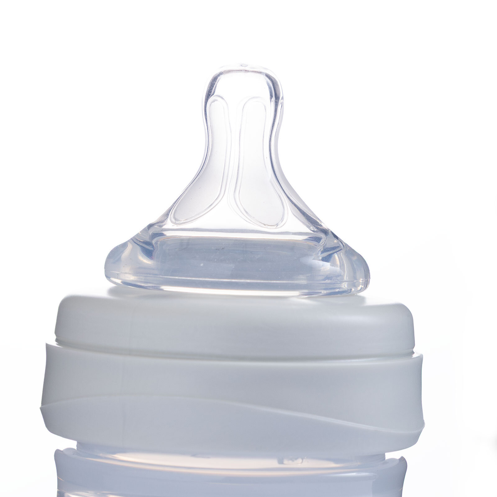 Neeko Hayvan Desenli Biberon 250 ml Orta Akış Neeko Hayvan Desenli Biberon 250 ml Orta Akış