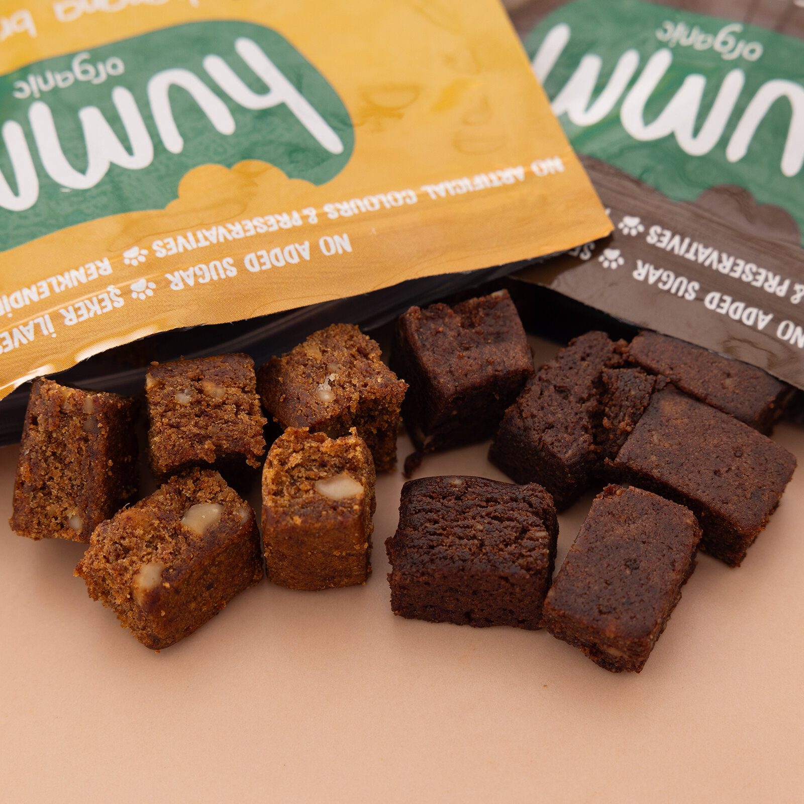 Organik Glutensiz Vegan Fındıklı, Kakaolu Kek ve Muzlu Kek 2x30 gr Organik Glutensiz Vegan Fındıklı, Kakaolu Kek ve Muzlu Kek 2x30 gr