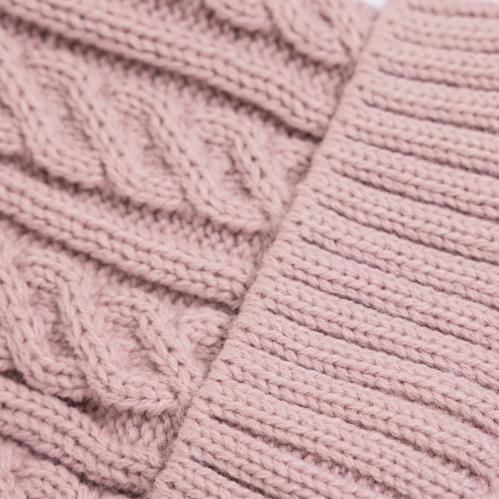 Ponponlu Triko Desenli Kız Bere Kız Bebek Ponponlu Triko Desenli Kız Bere Kız Bebek