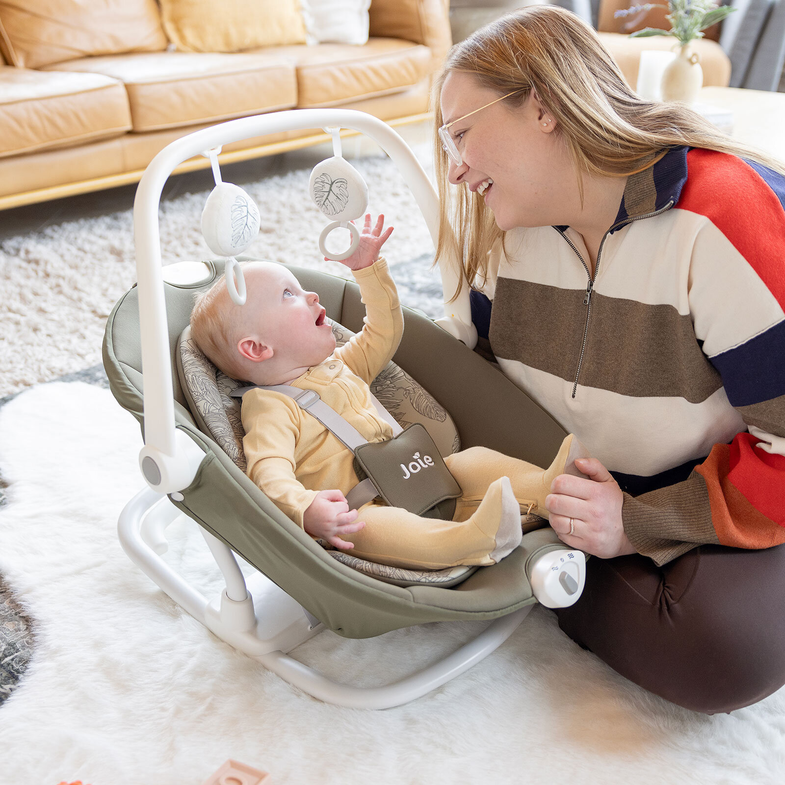 Sansa Ev Tipi Ana Kucağı Otomatik Salıncak