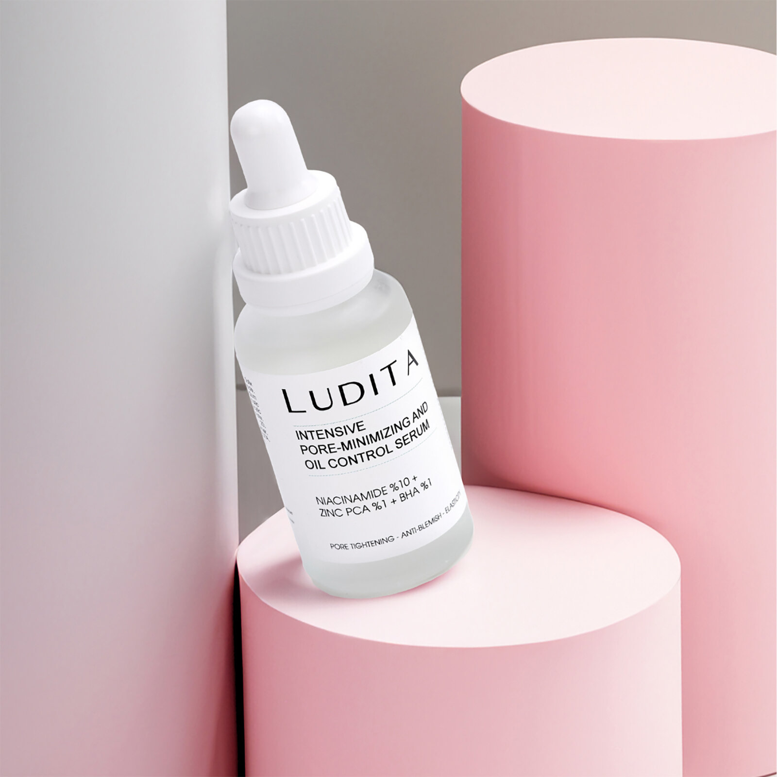 Siyah Nokta ve Sivilce Oluşumunu Gidermeye Yardımcı Serum (Niacinamide 10%+Zınc Pca1%) Siyah Nokta ve Sivilce Oluşumunu Gidermeye Yardımcı Serum (Niacinamide 10%+Zınc Pca1%)
