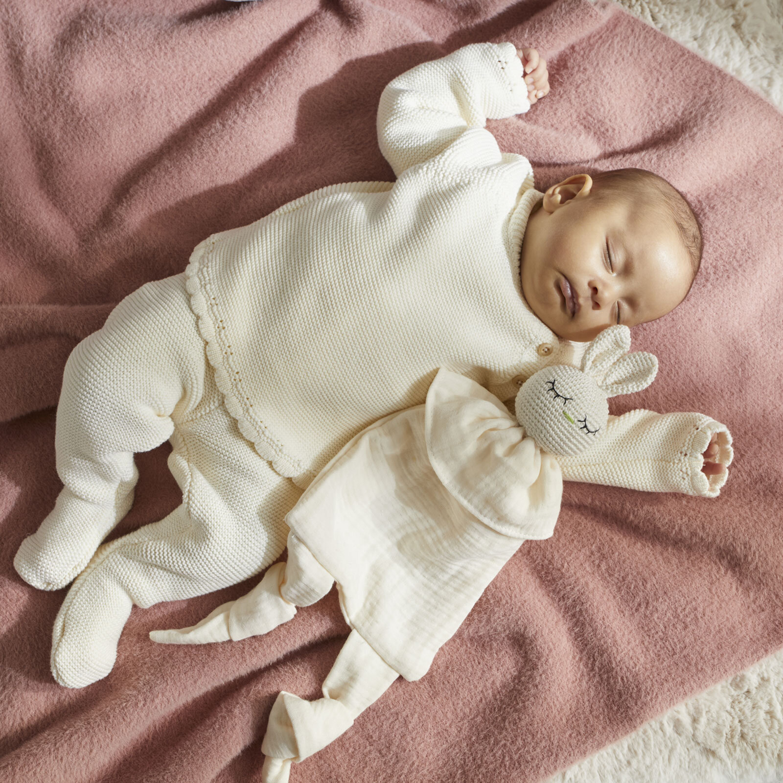 Tavşan Neni uyku Arkadaşı müslin ve amigurimi