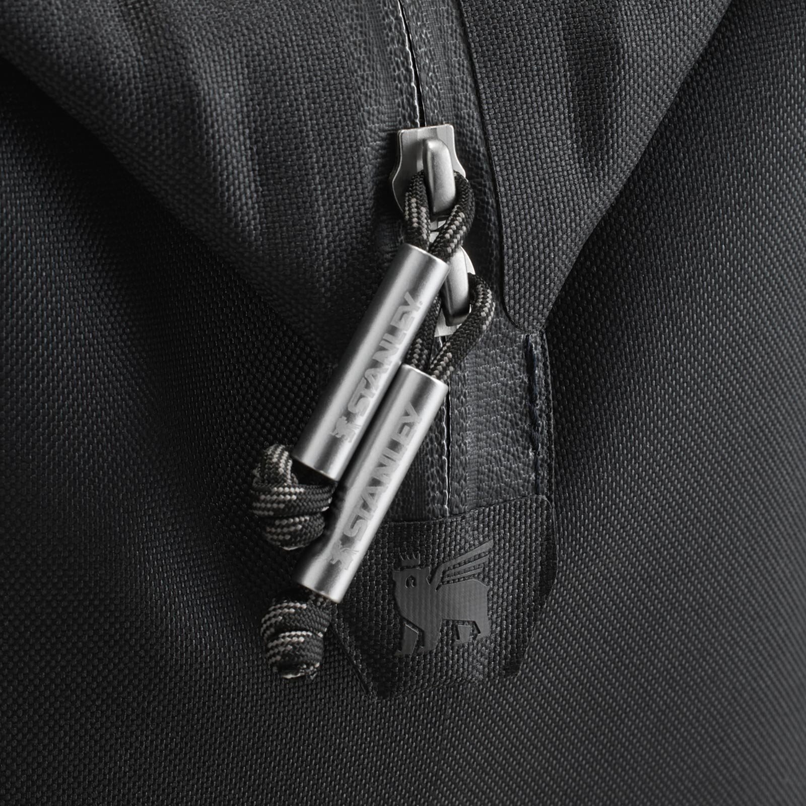 The All-Day Julienne Mini Soğutucu 7L Black