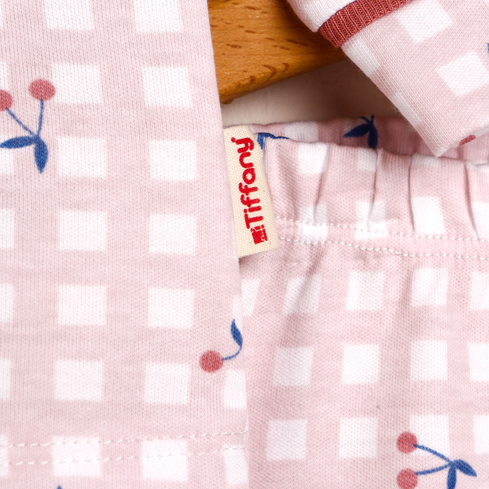 Cherry Pijama Takımı Kız Bebek Kız Bebek