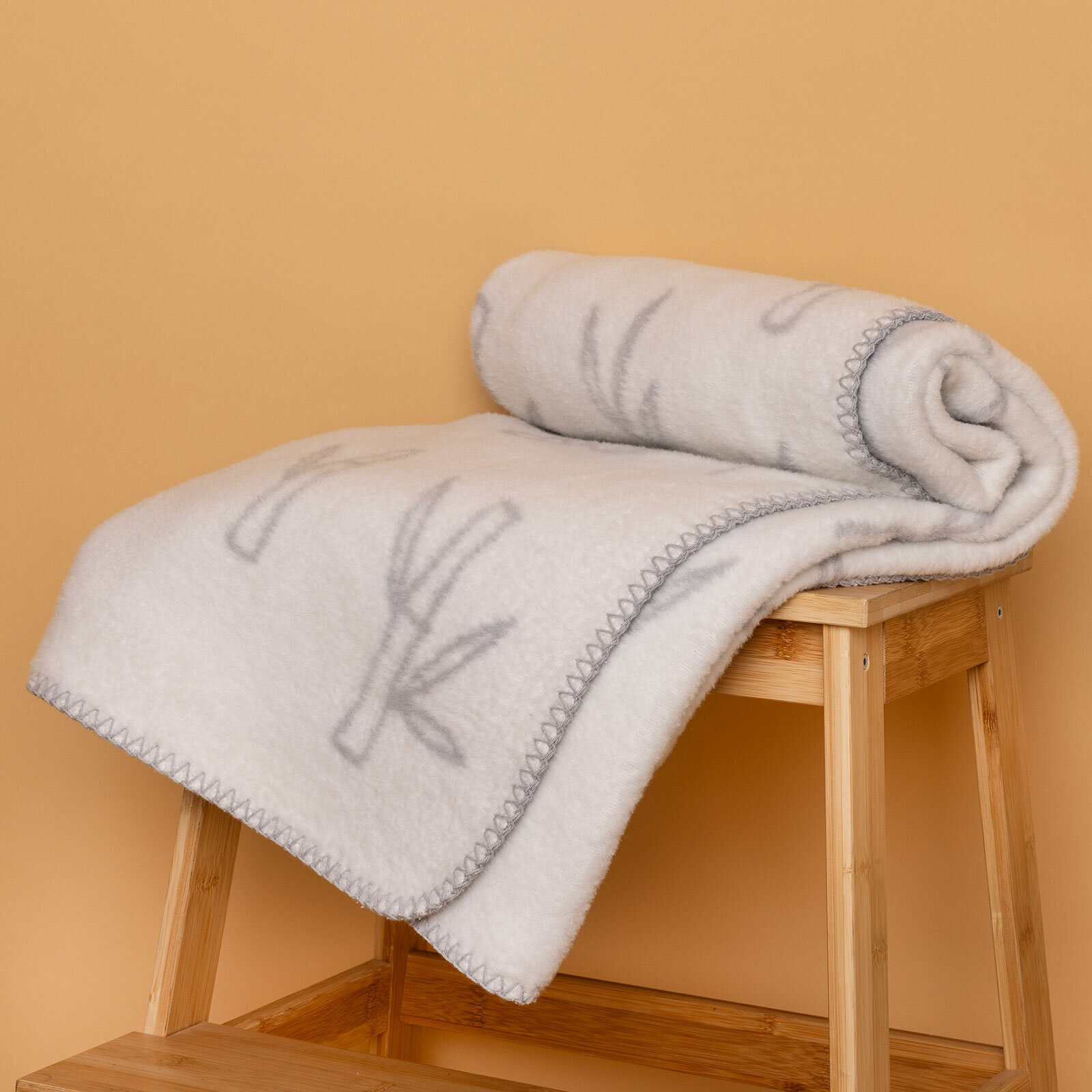 Unisex Battaniye Jakar Örme 90 x 110cm Unisex Battaniye Jakar Örme 90 x 110cm