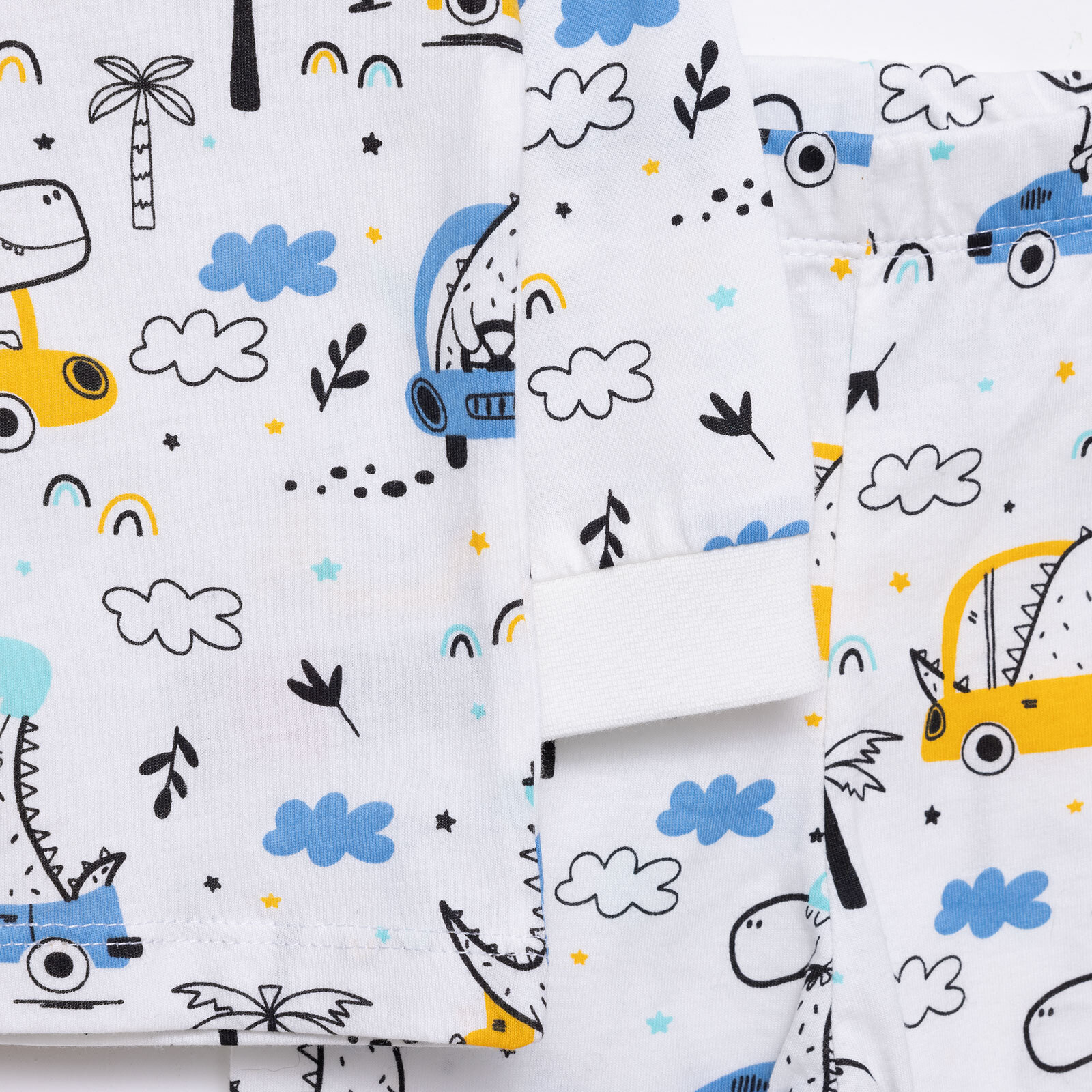 Uzun Kol Bisiklet Yaka Dinazor Desenli Pijama Takımı Uzun Kol Bisiklet Yaka Dinazor Desenli Pijama Takımı