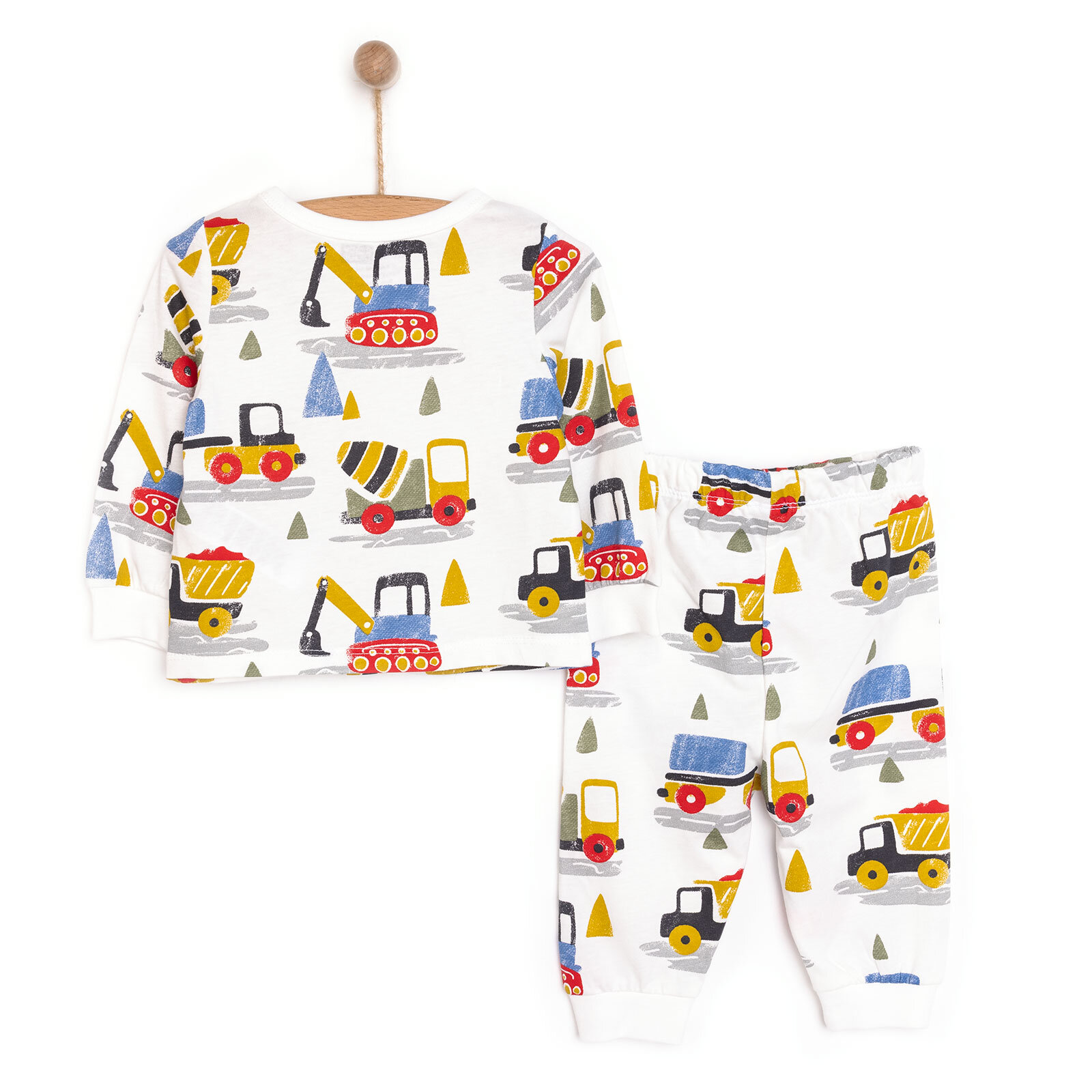 Uzun Kol Kepçe Desenli Bisiklet Yaka Pijama Takımı Uzun Kol Kepçe Desenli Bisiklet Yaka Pijama Takımı