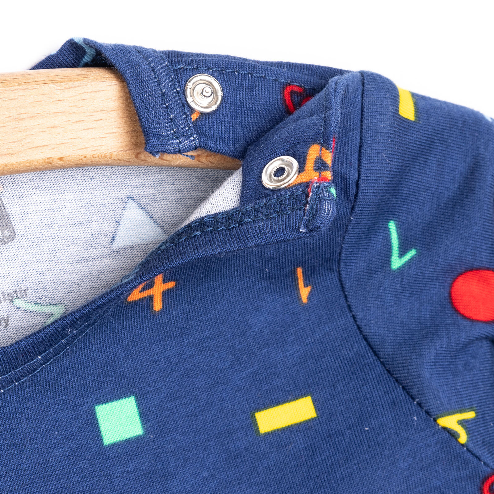 Uzun Kol Sayı Desenli Bisiklet Yaka Pijama Takımı