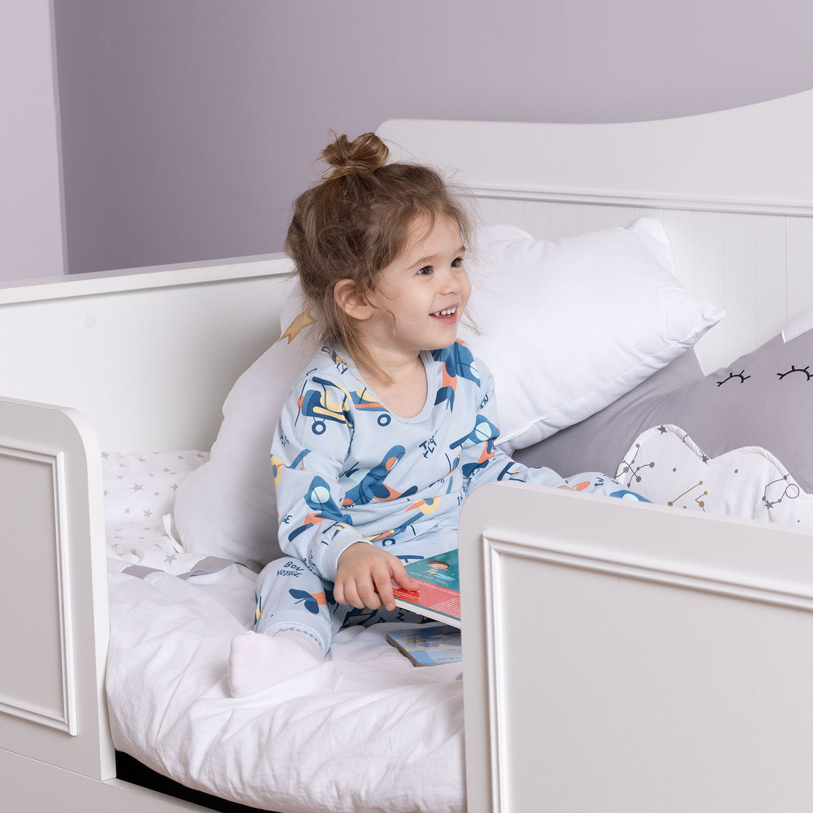 Uzun Kol Uçak Desenli Bisiklet Yaka Pijama Takımı