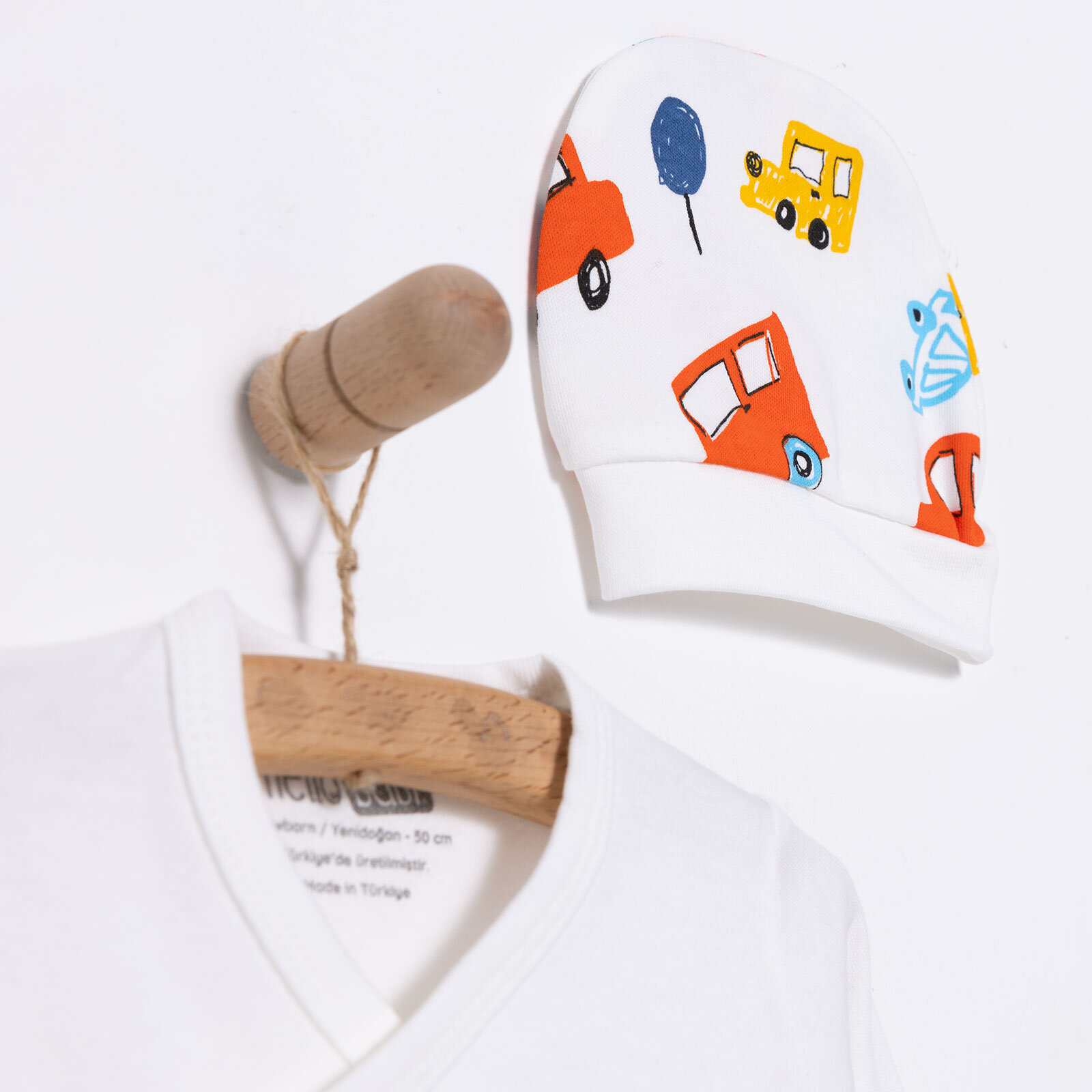 Yenidoğan Erkek Bebek Taşıtlar Zıbın-Şapka-Patikli Alt 3lü Set Erkek Bebek Yenidoğan Erkek Bebek Taşıtlar Zıbın-Şapka-Patikli Alt 3lü Set Erkek Bebek