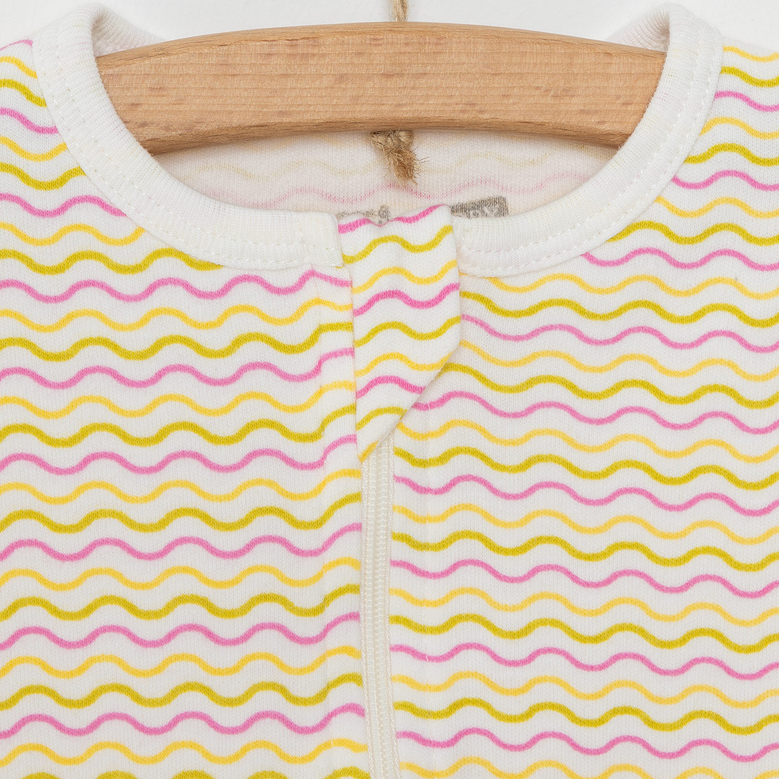 Kız Bebek Yenidoğan Patiksiz Tulum %100 Pamuk Fermuarlı Bisiklet Yaka Uzun Kol Ekru Kız Bebek Yenidoğan Patiksiz Tulum %100 Pamuk Fermuarlı Bisiklet Yaka Uzun Kol Ekru