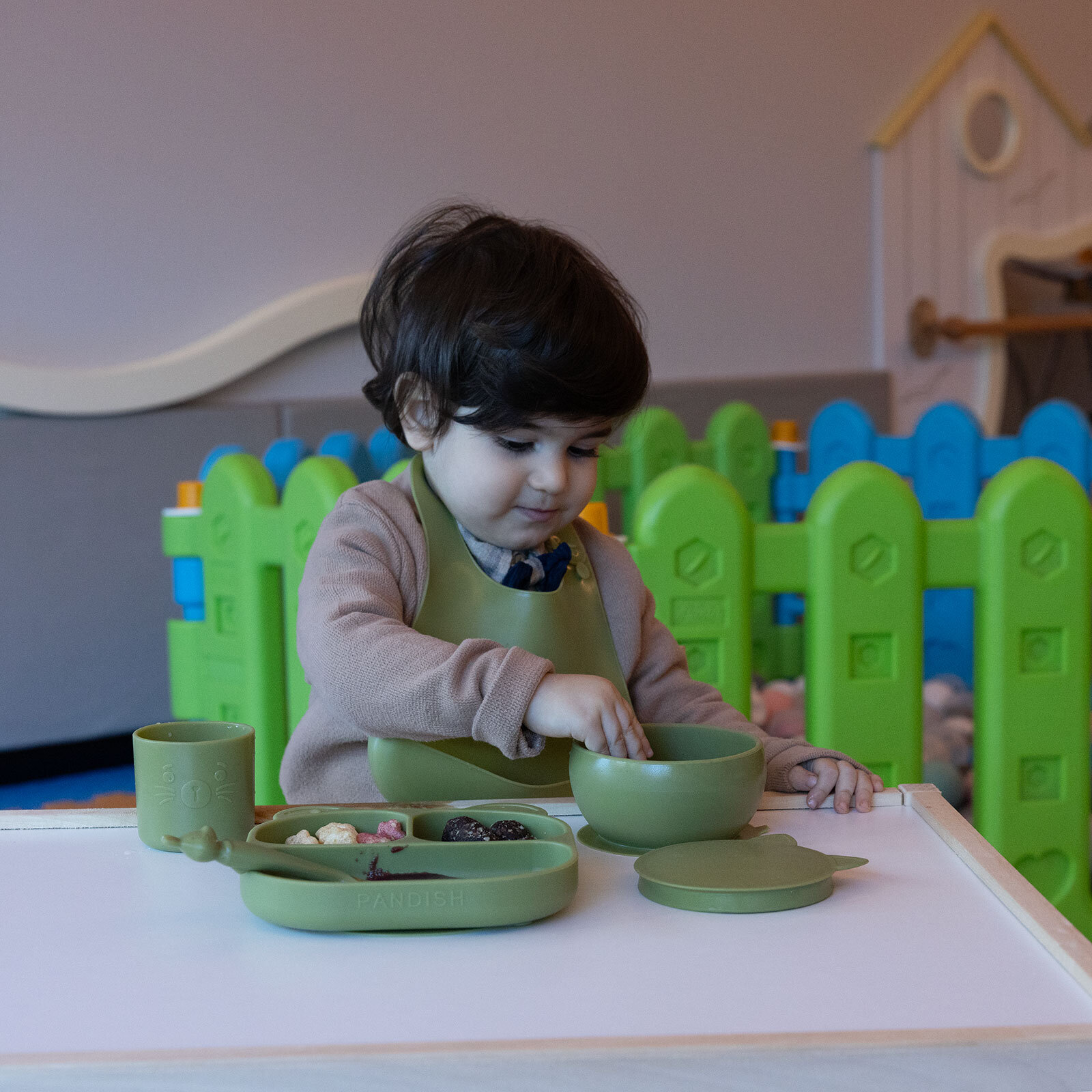 Beslenme Seti Olive Green (MamMa, HamHam, BuBu, KitTen, Bibsy) Beslenme Seti Olive Green (MamMa, HamHam, BuBu, KitTen, Bibsy)